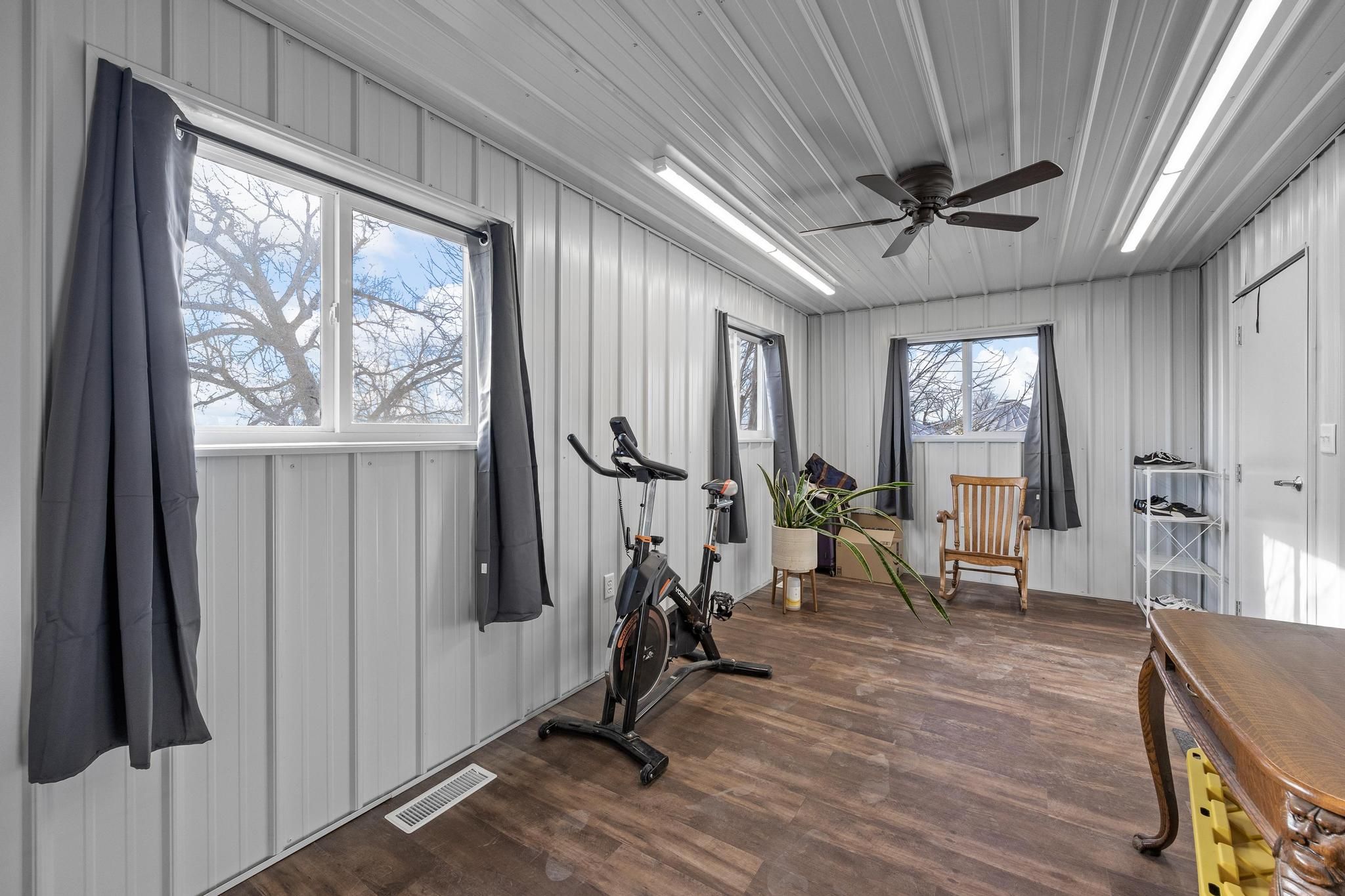 5609 76th Ave SW, Fairfax, IA, Image 32
