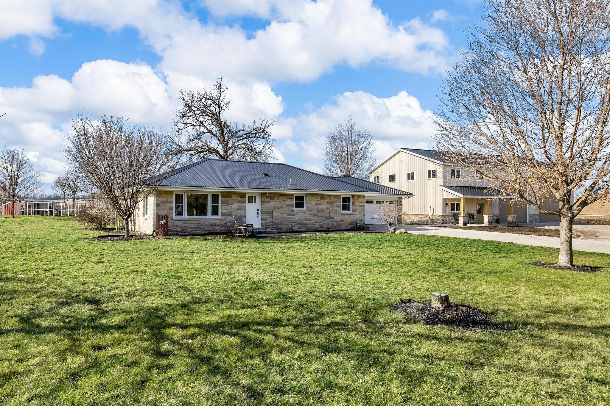 5609 76th Ave SW, Fairfax, IA, Image 2