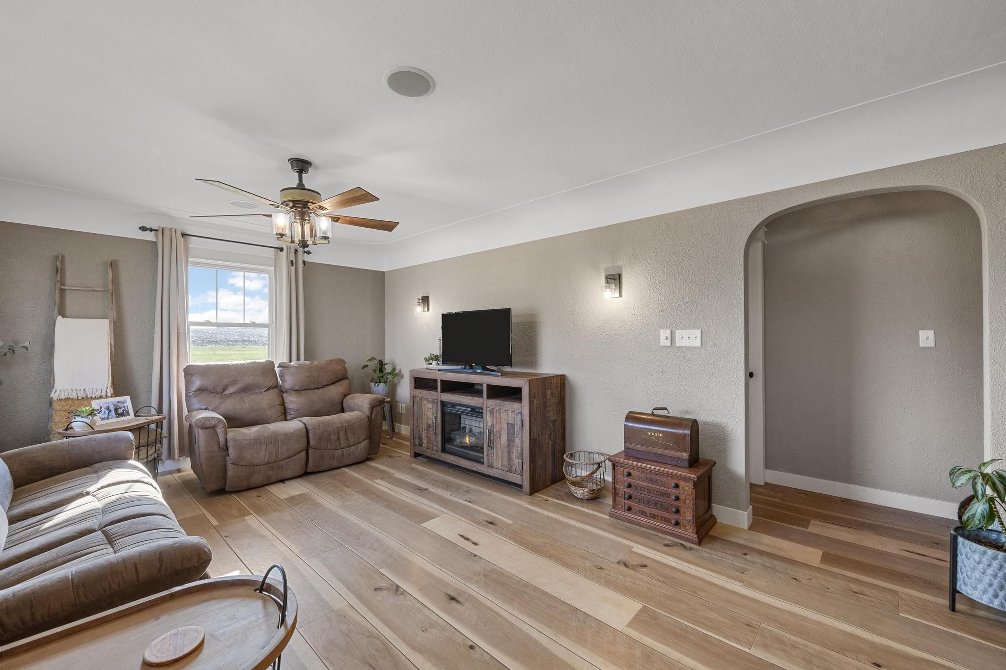 5609 76th Ave SW, Fairfax, IA, Image 5