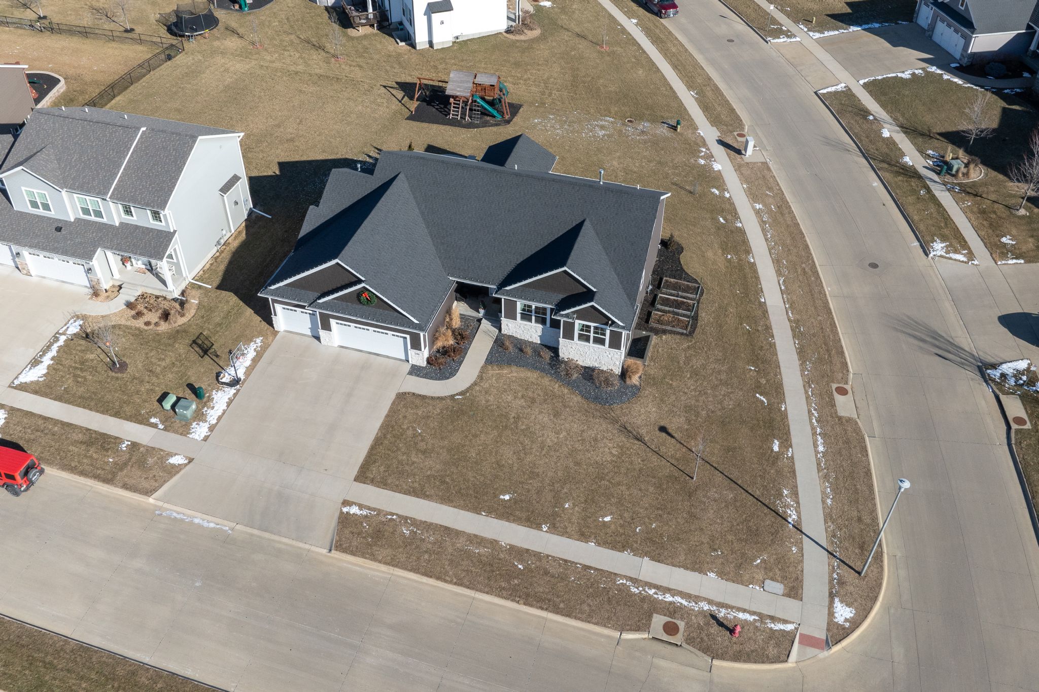 1304 Hawks Ridge Lane, Marion, IA, Image 1