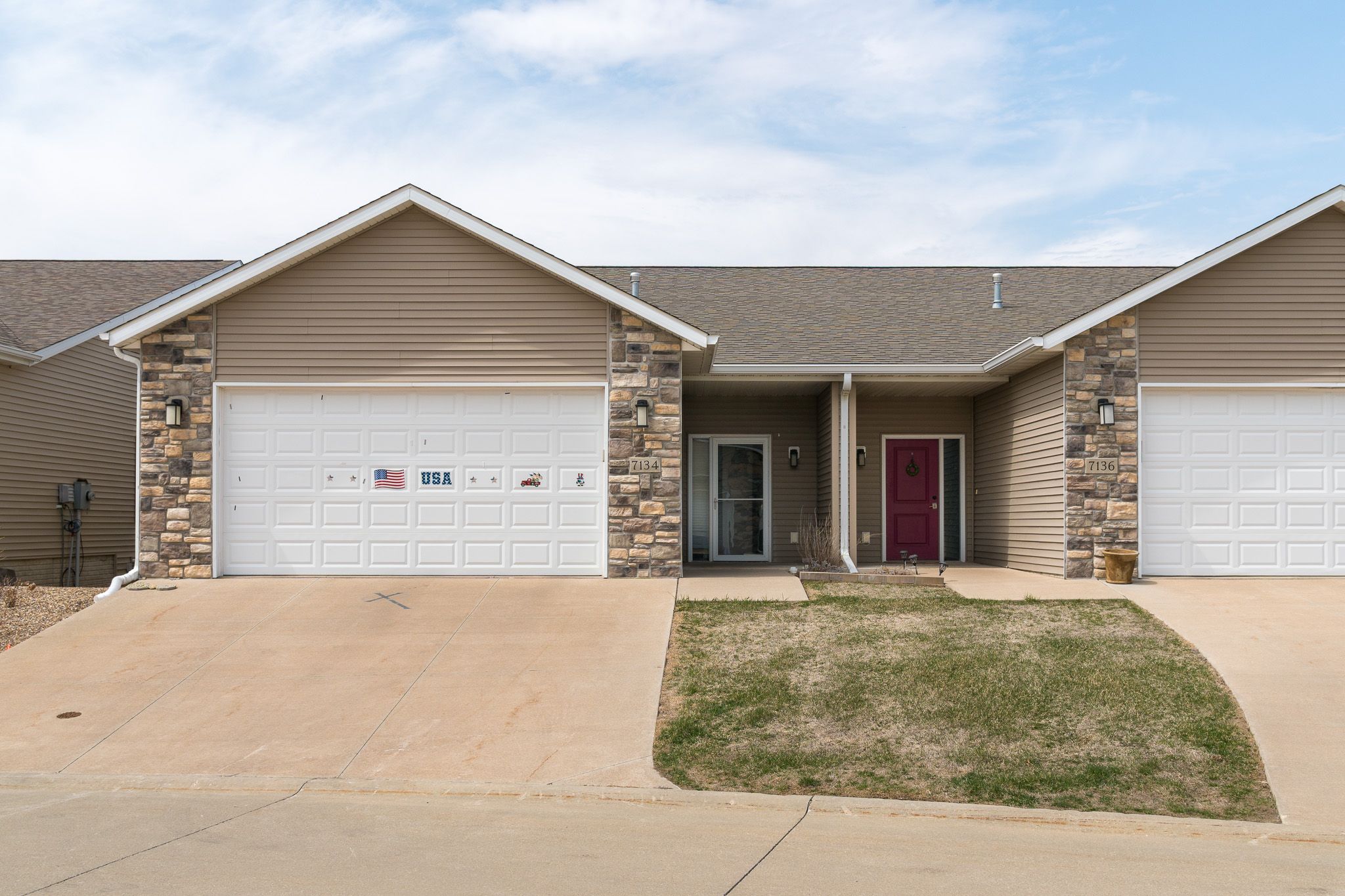 7134 Waterview Dr SW, Cedar Rapids, IA, Image 0