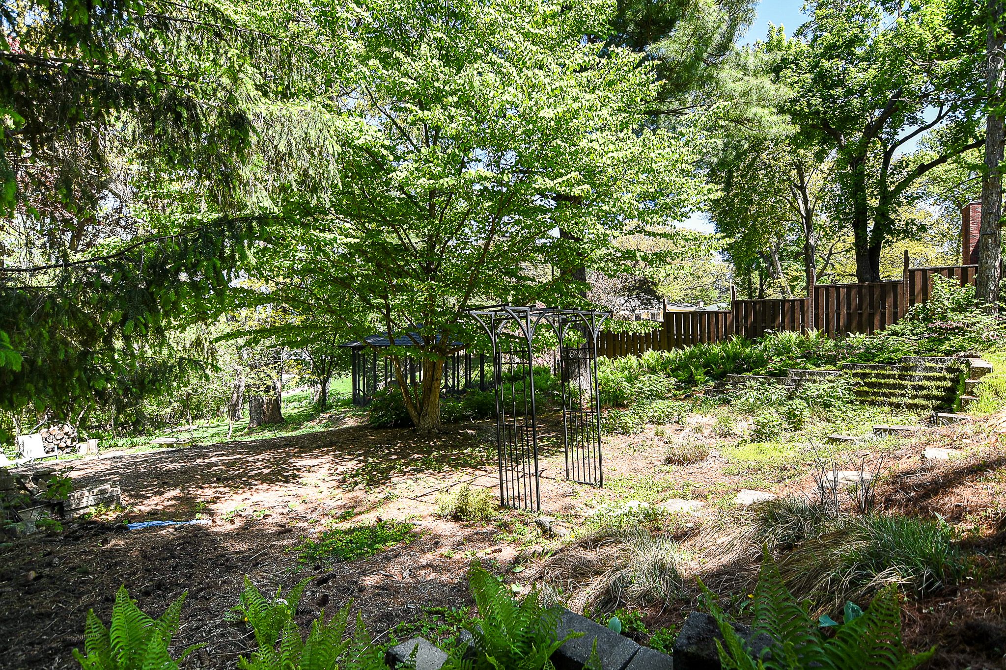 1276 S Grandview Ave, Dubuque, IA, Image 48