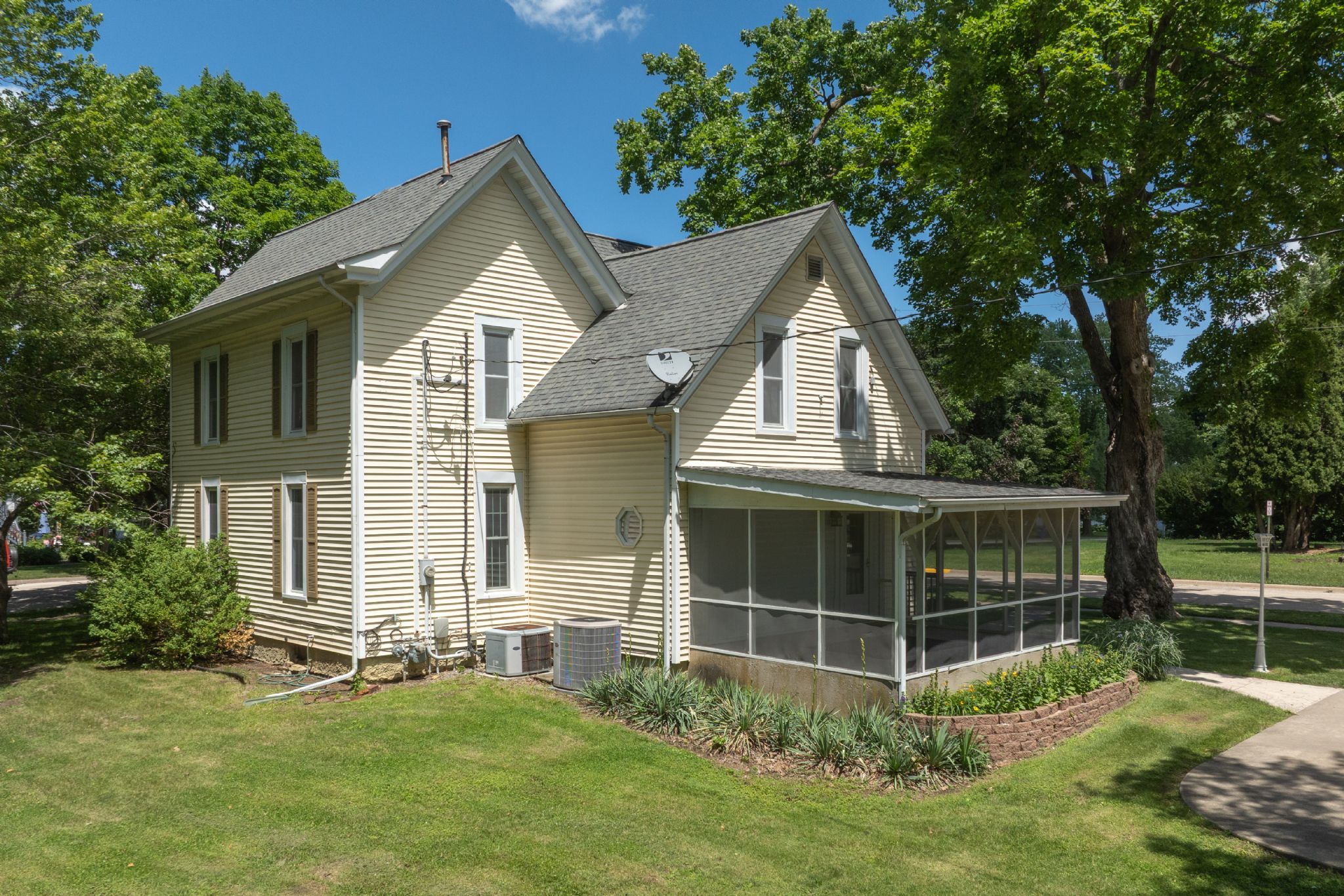 231 E Main St,&nbsp;Lisbon,&nbsp;IA,&nbsp;Image&nbsp;26