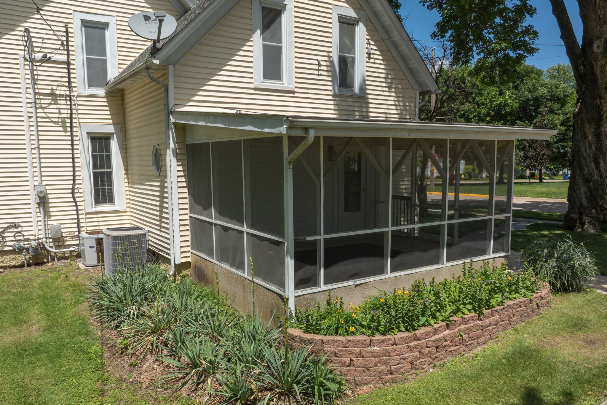231 E Main St,&nbsp;Lisbon,&nbsp;IA,&nbsp;Image&nbsp;27