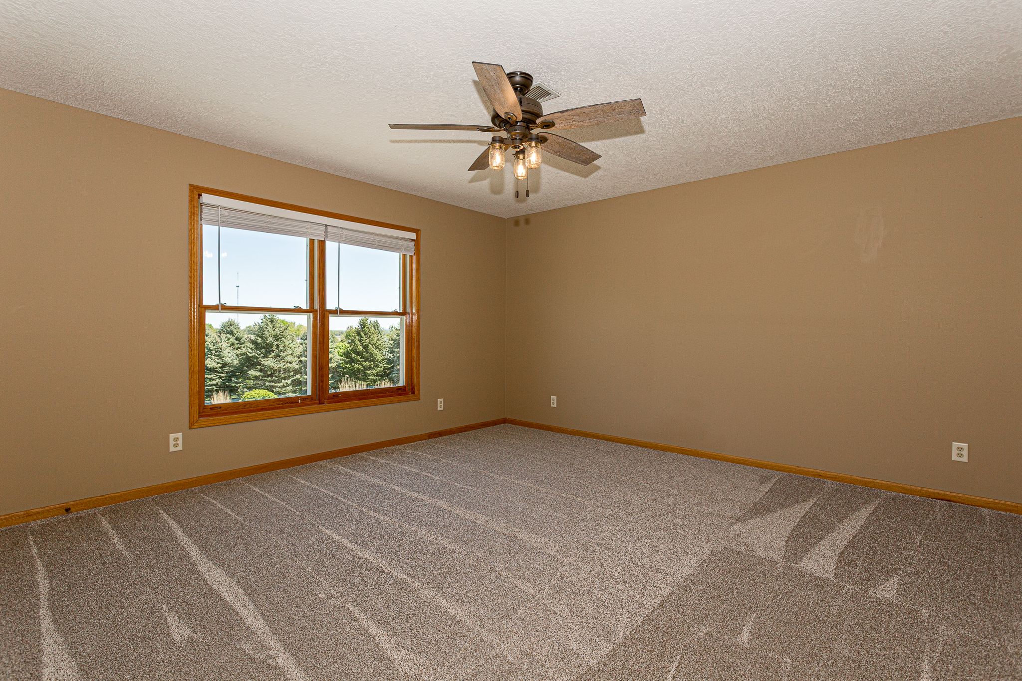 2587 282nd Ave, De Witt, IA, Image 29
