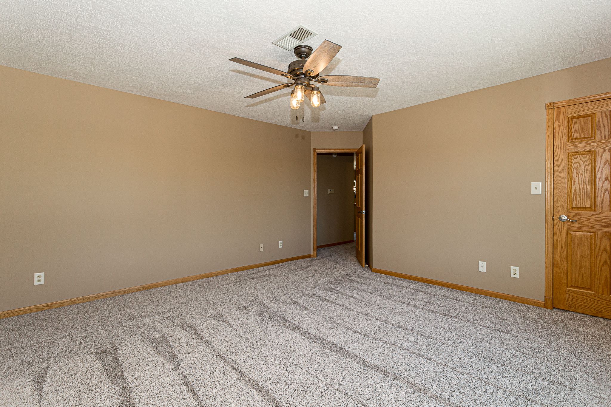 2587 282nd Ave, De Witt, IA, Image 30