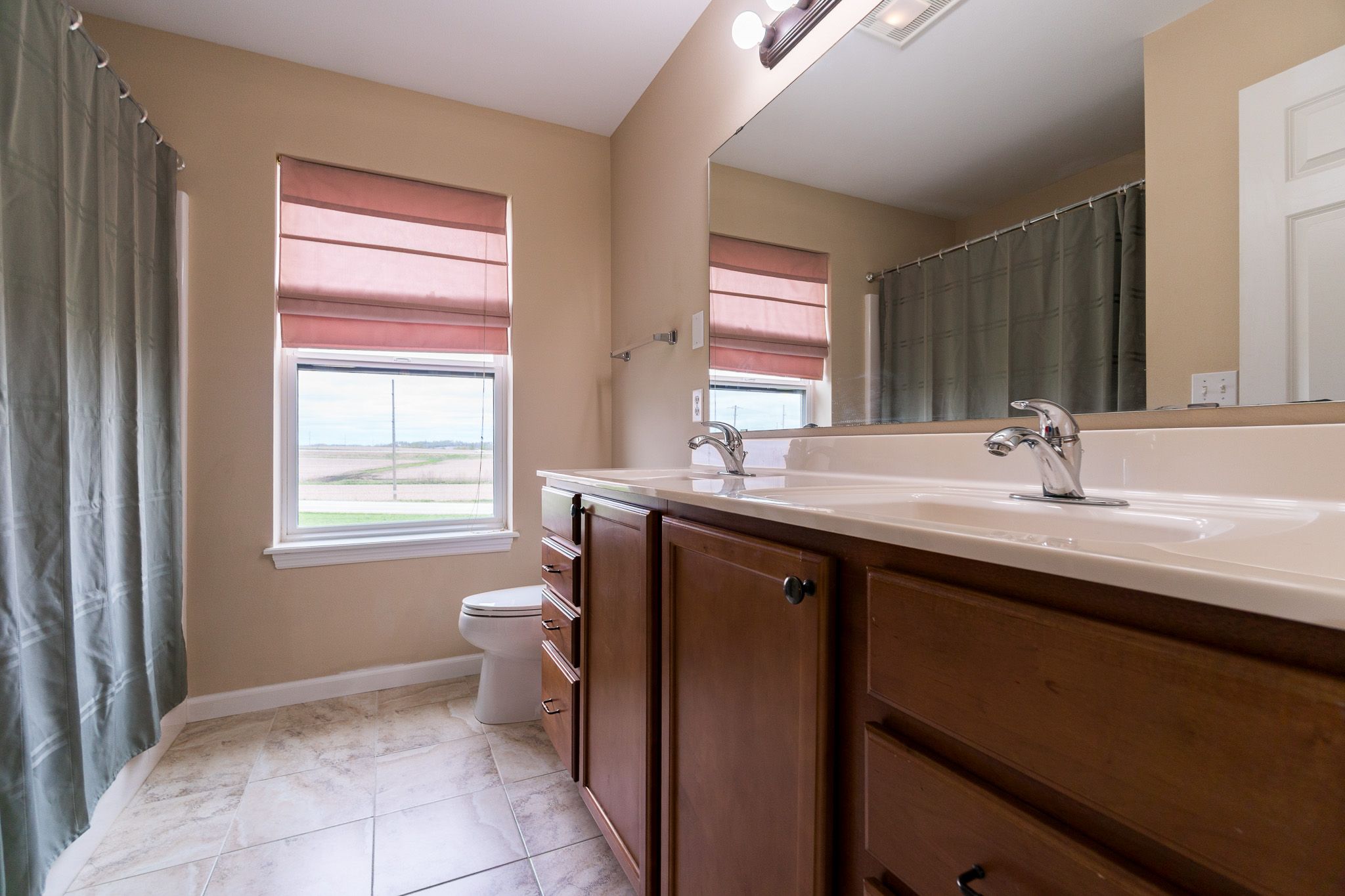 7915 Sandhurst Dr NW, Cedar Rapids, IA, Image 23