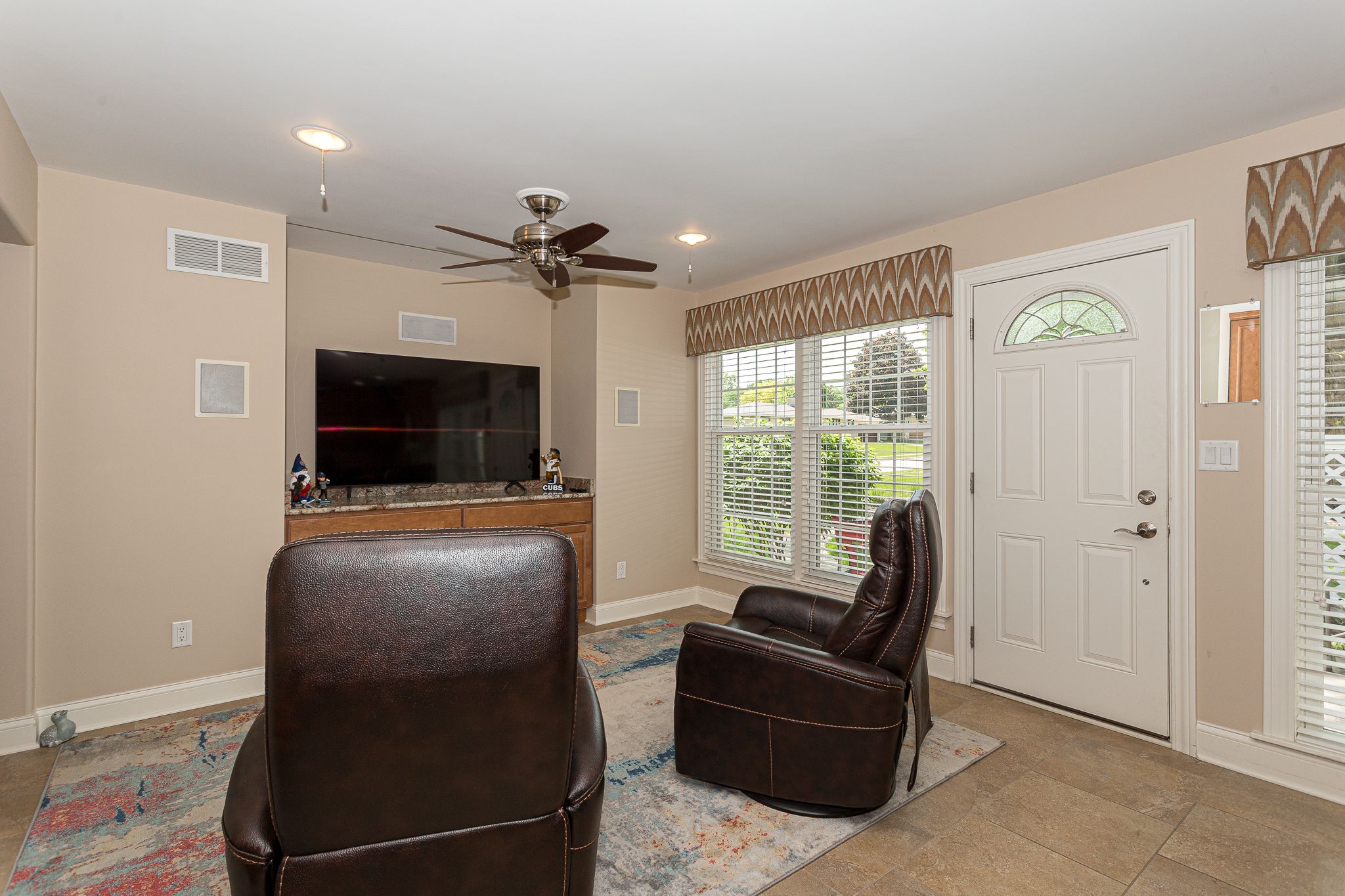 3215 E Locust St, Davenport, IA, Image 9