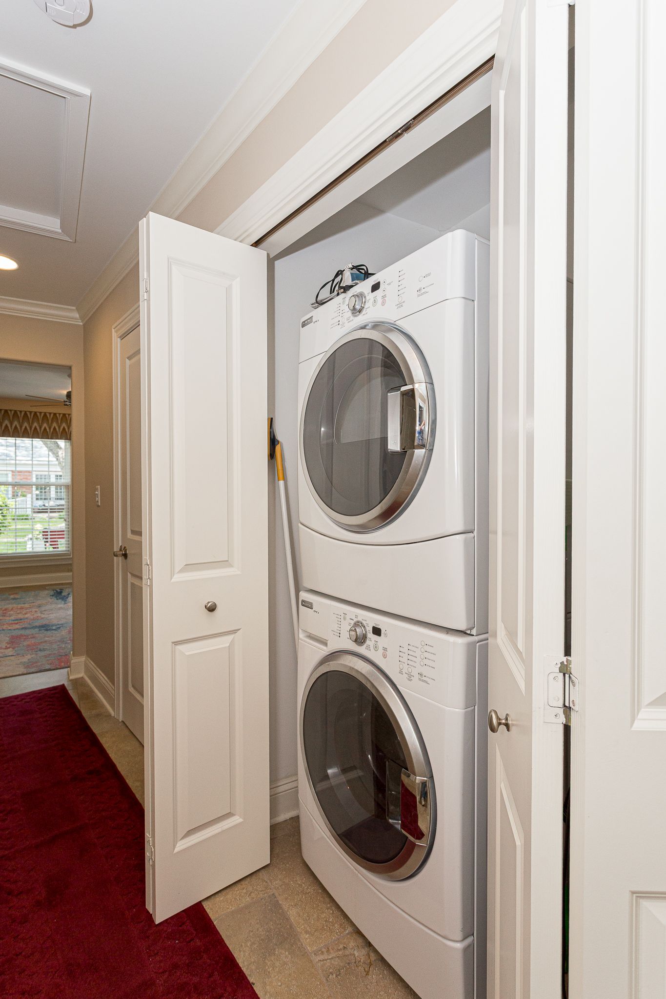 3215 E Locust St, Davenport, IA, Image 21