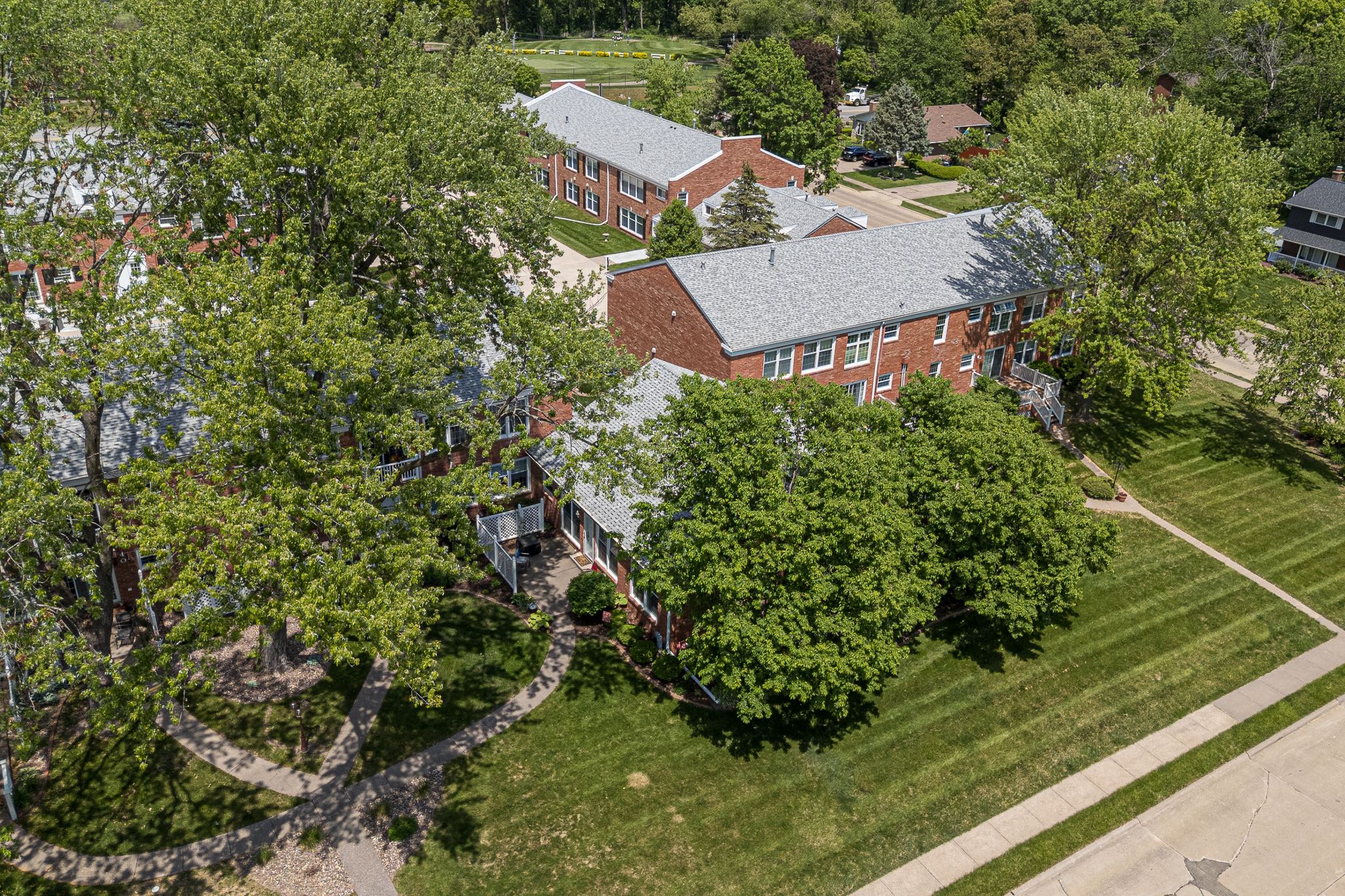 3215 E Locust St, Davenport, IA, Image 28