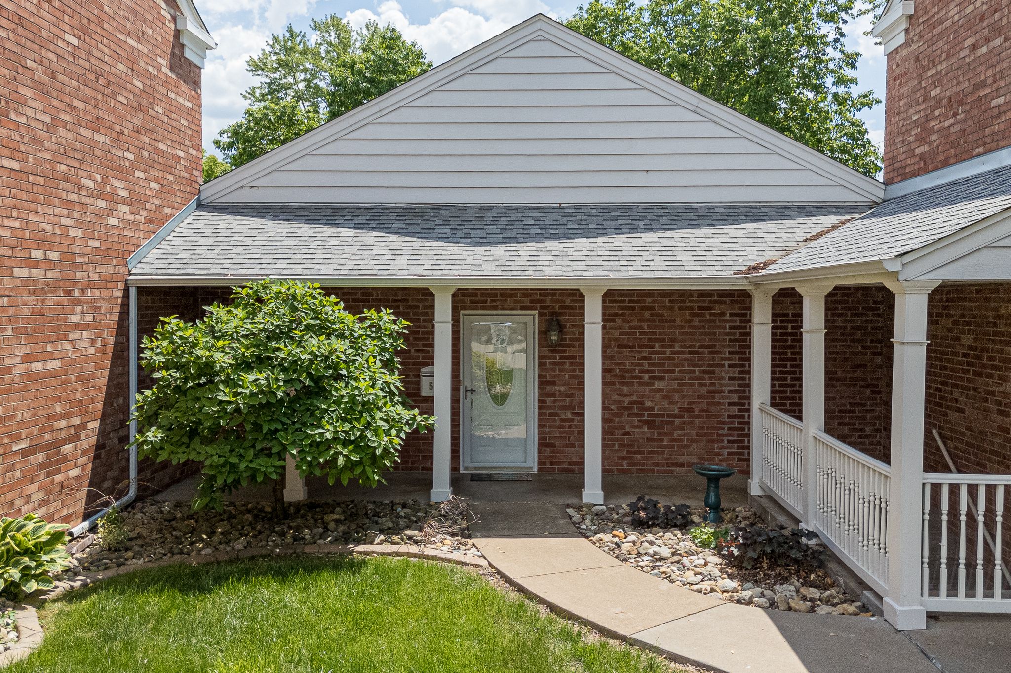 3215 E Locust St, Davenport, IA, Image 1