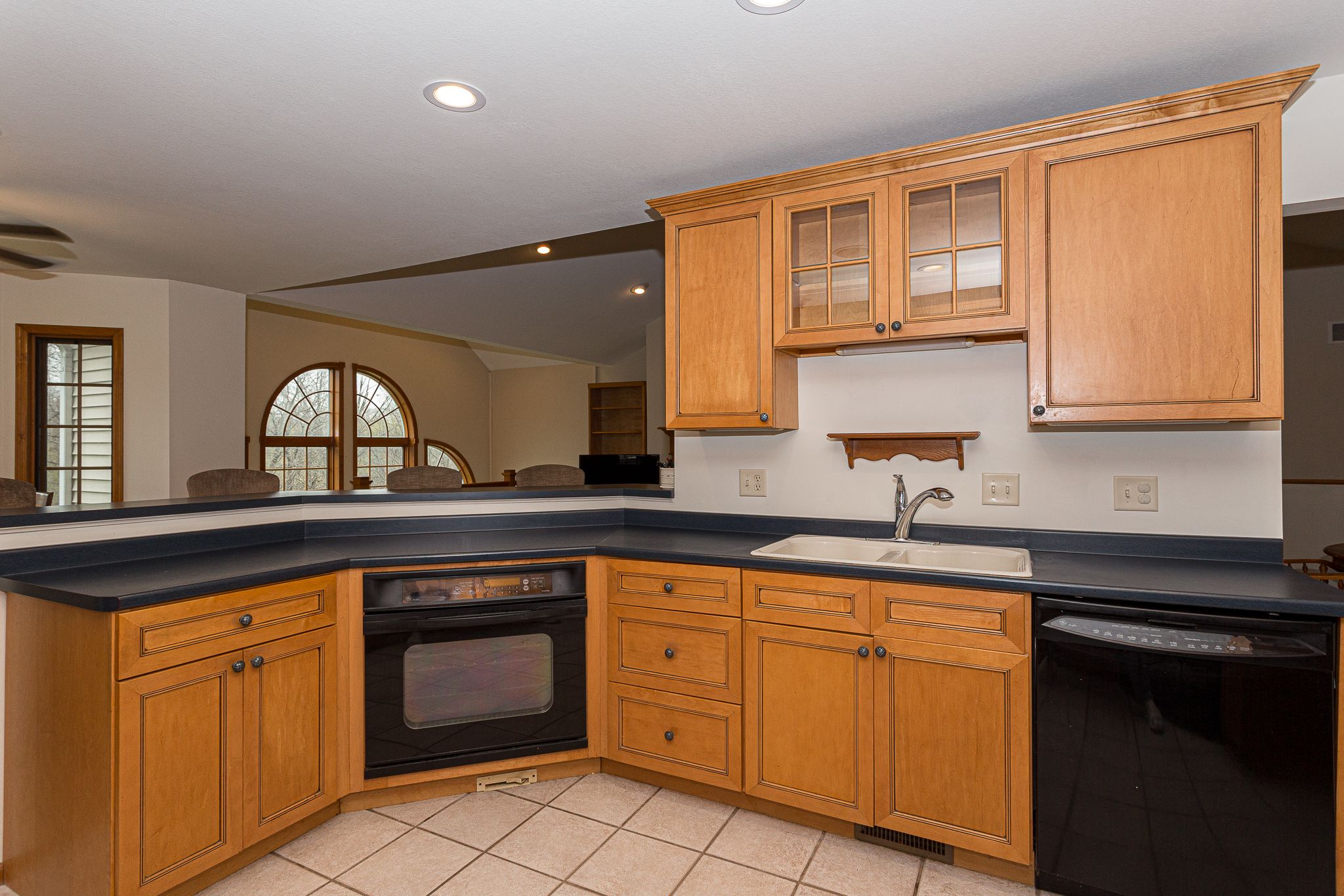 1315 Fyre Lake Dr, Sherrard, IL, Image 12
