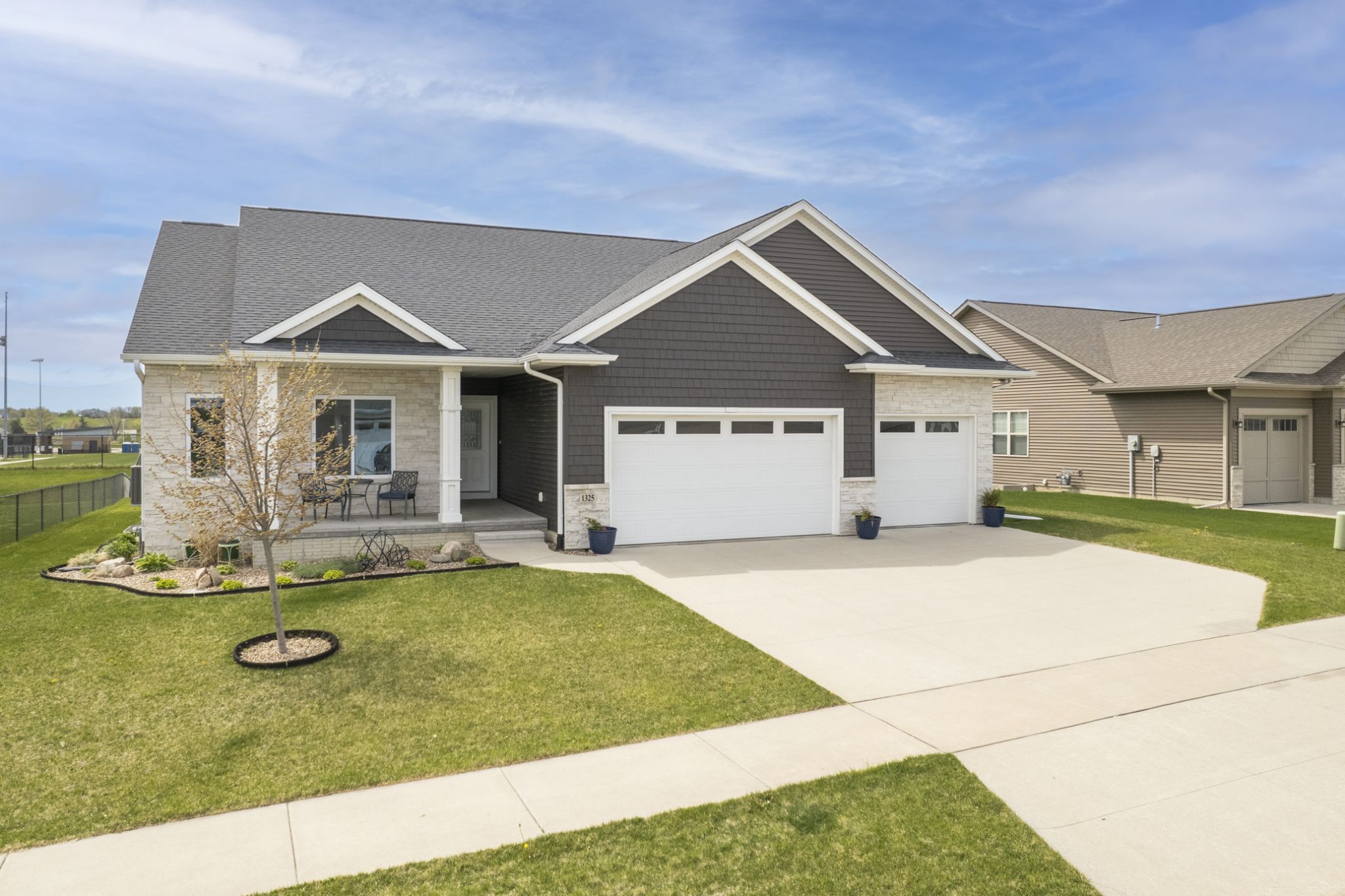 1325 E Tartan Dr, North Liberty, IA, Image 0