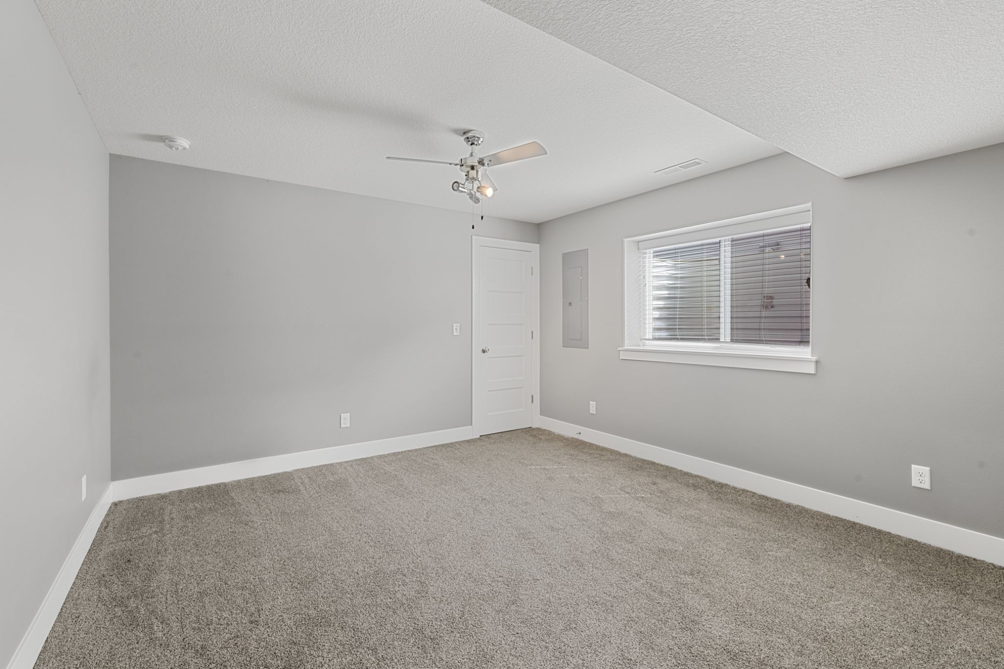 1325 E Tartan Dr, North Liberty, IA, Image 42