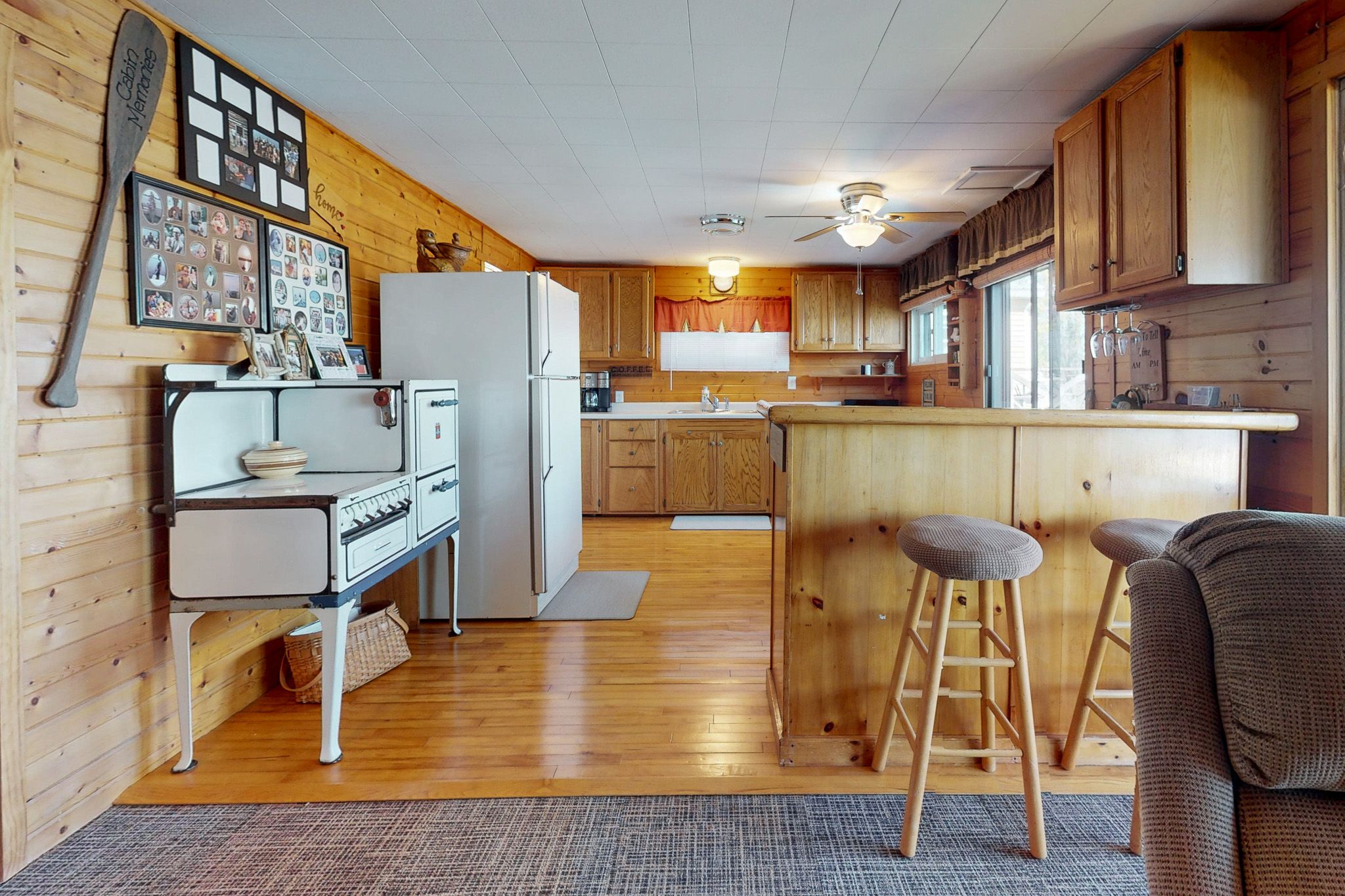 10 Oakwood Shoreline Dr, Bruce, SD, Image 6