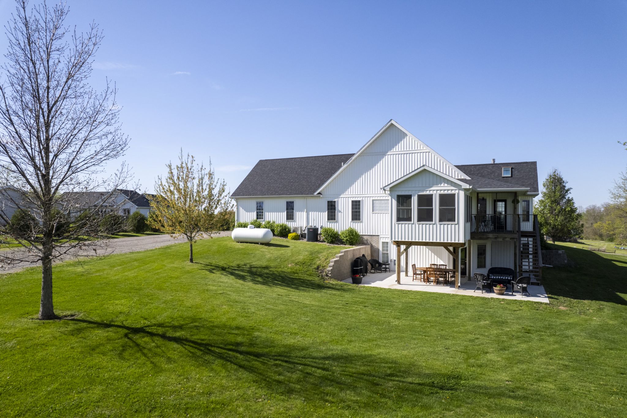 3041 Rhinestone Drive, Riverside, IA, Image 2