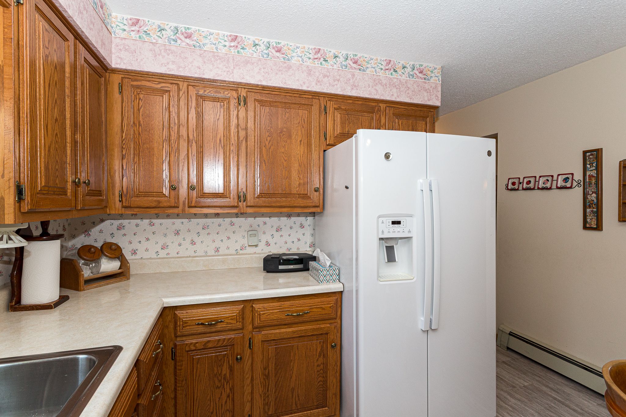 421 W Davenport St, Eldridge, IA, Image 9
