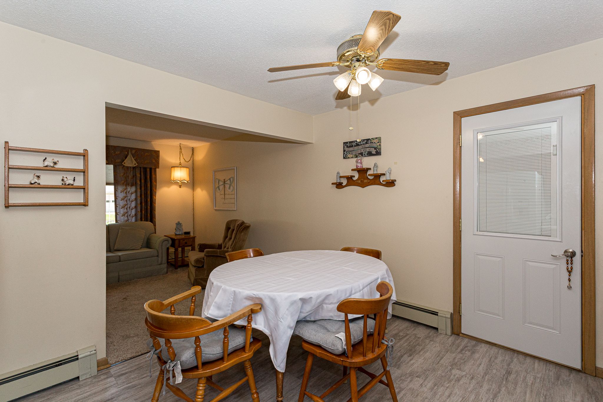 421 W Davenport St, Eldridge, IA, Image 10