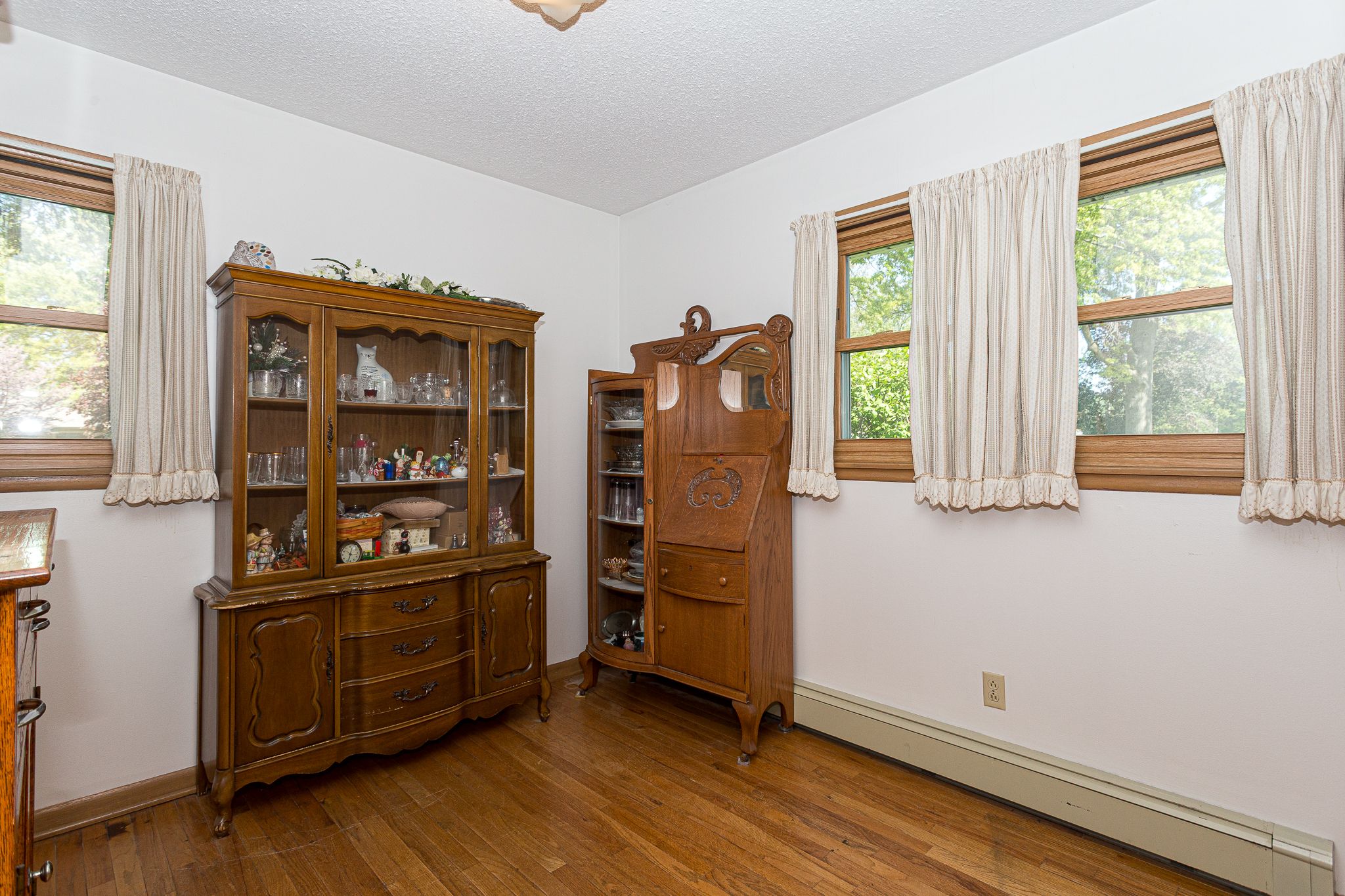 421 W Davenport St, Eldridge, IA, Image 15