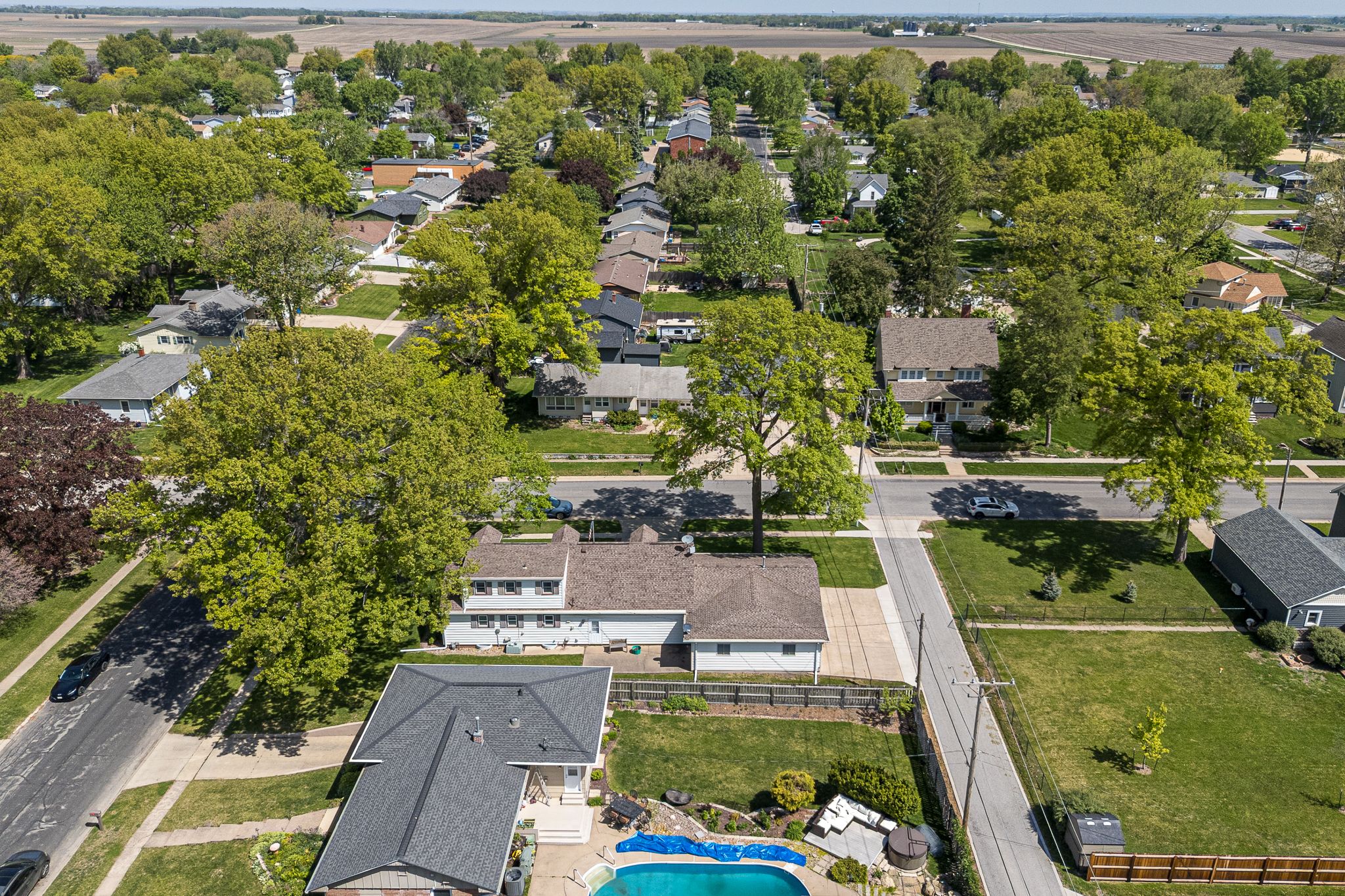 421 W Davenport St, Eldridge, IA, Image 29