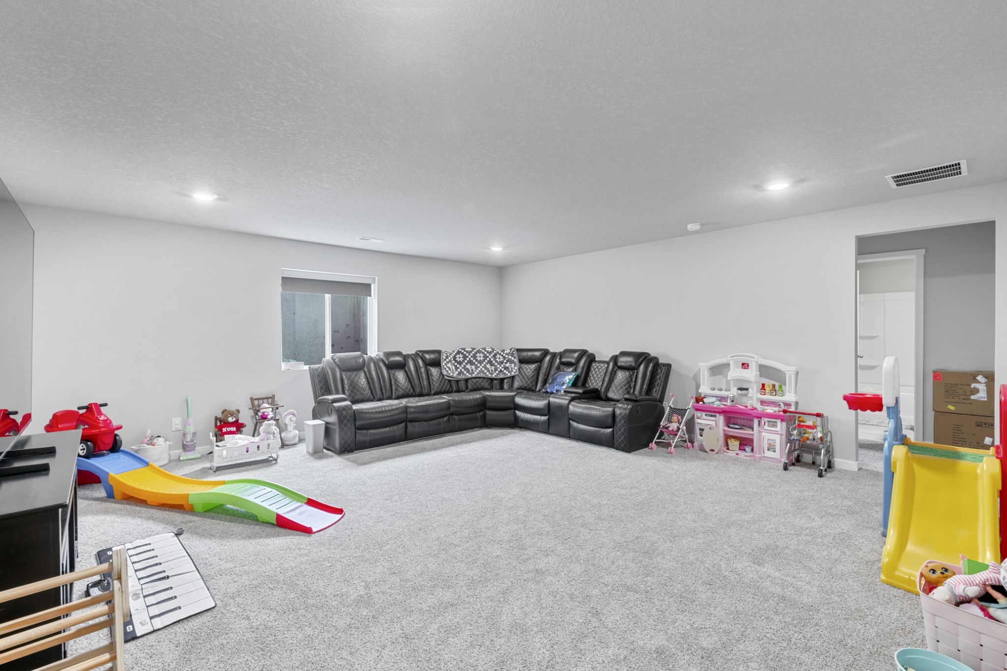 720 East Bear Drive, Tiffin, IA, Image 32