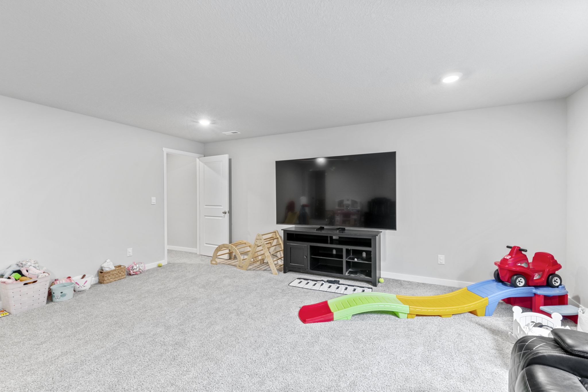 720 East Bear Drive, Tiffin, IA, Image 33