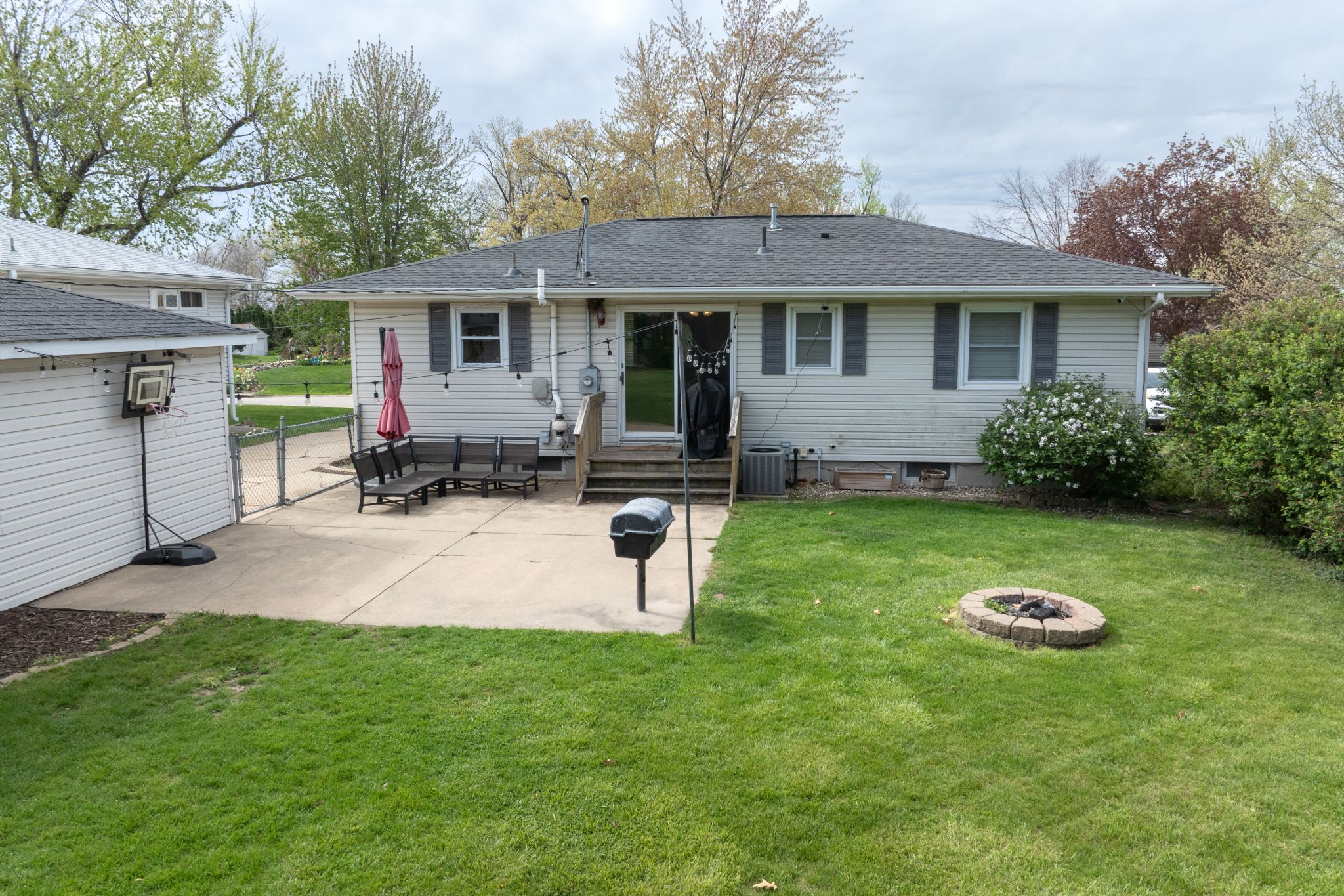 1102 Raney St, Hiawatha, IA, Image 25