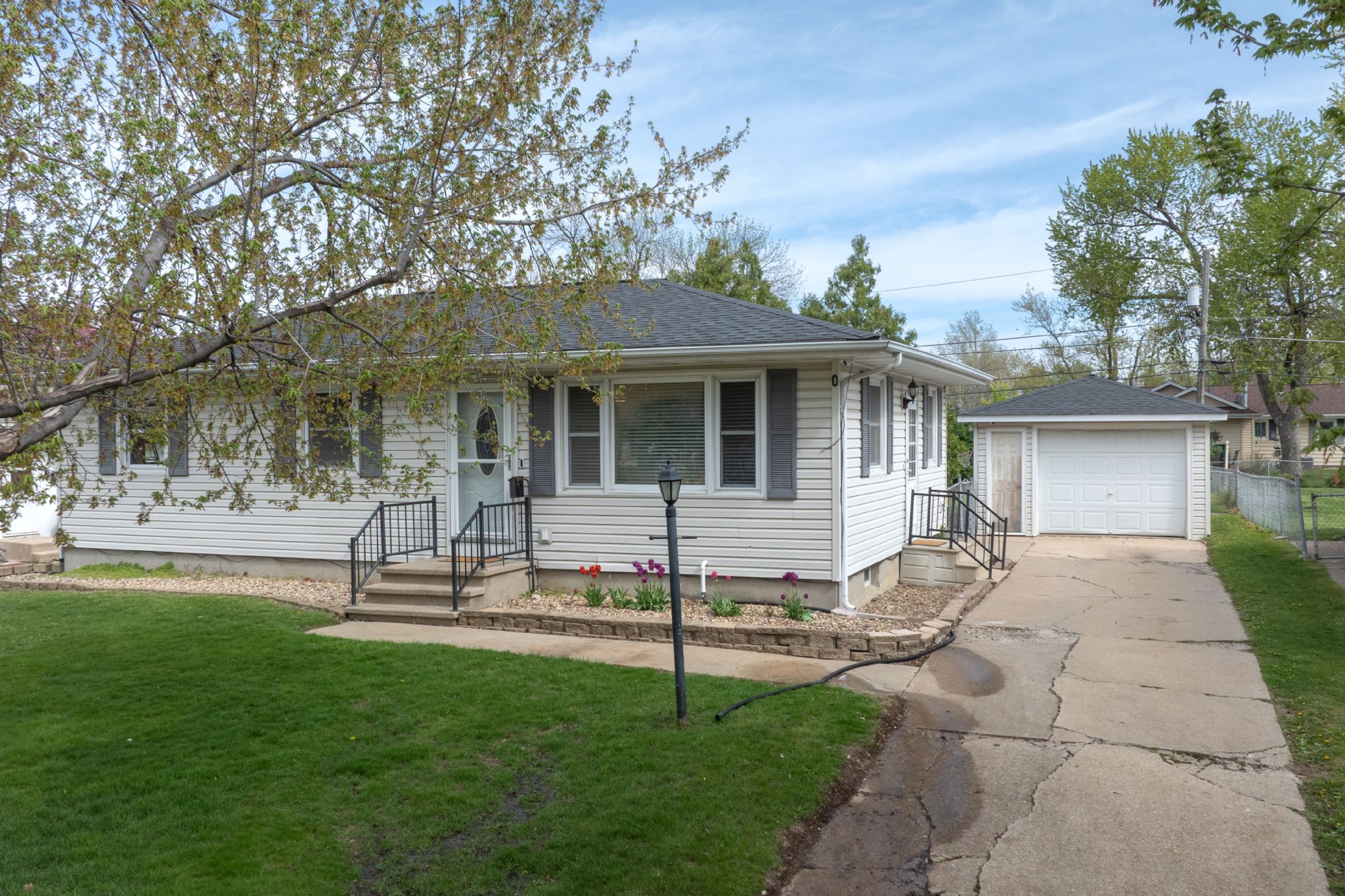 1102 Raney St, Hiawatha, IA, Image 27