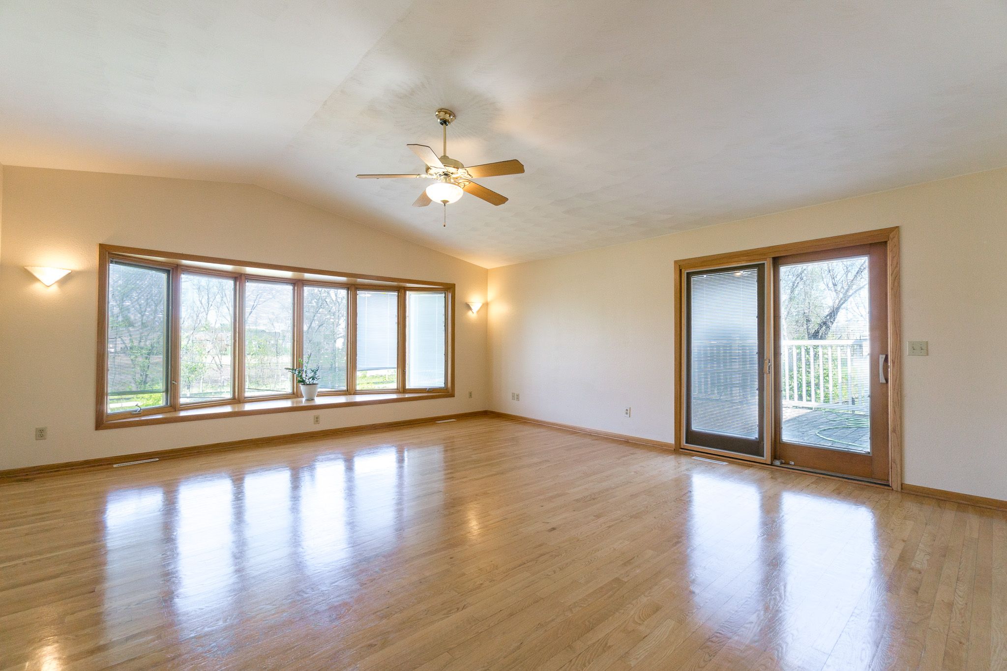 1415 Parkview Dr, Marion, IA, Image 2