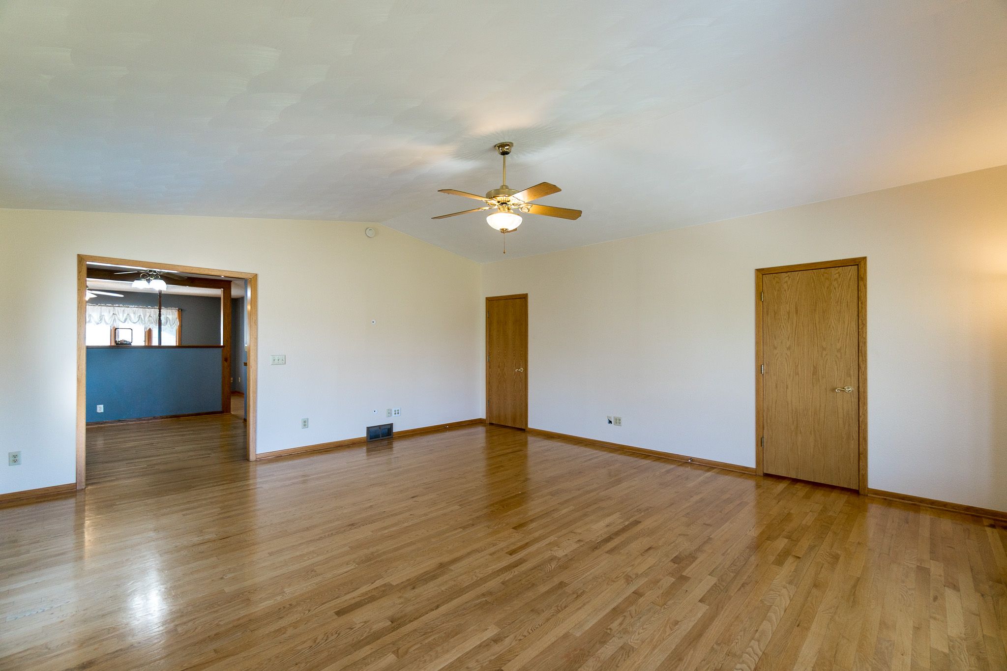 1415 Parkview Dr, Marion, IA, Image 3
