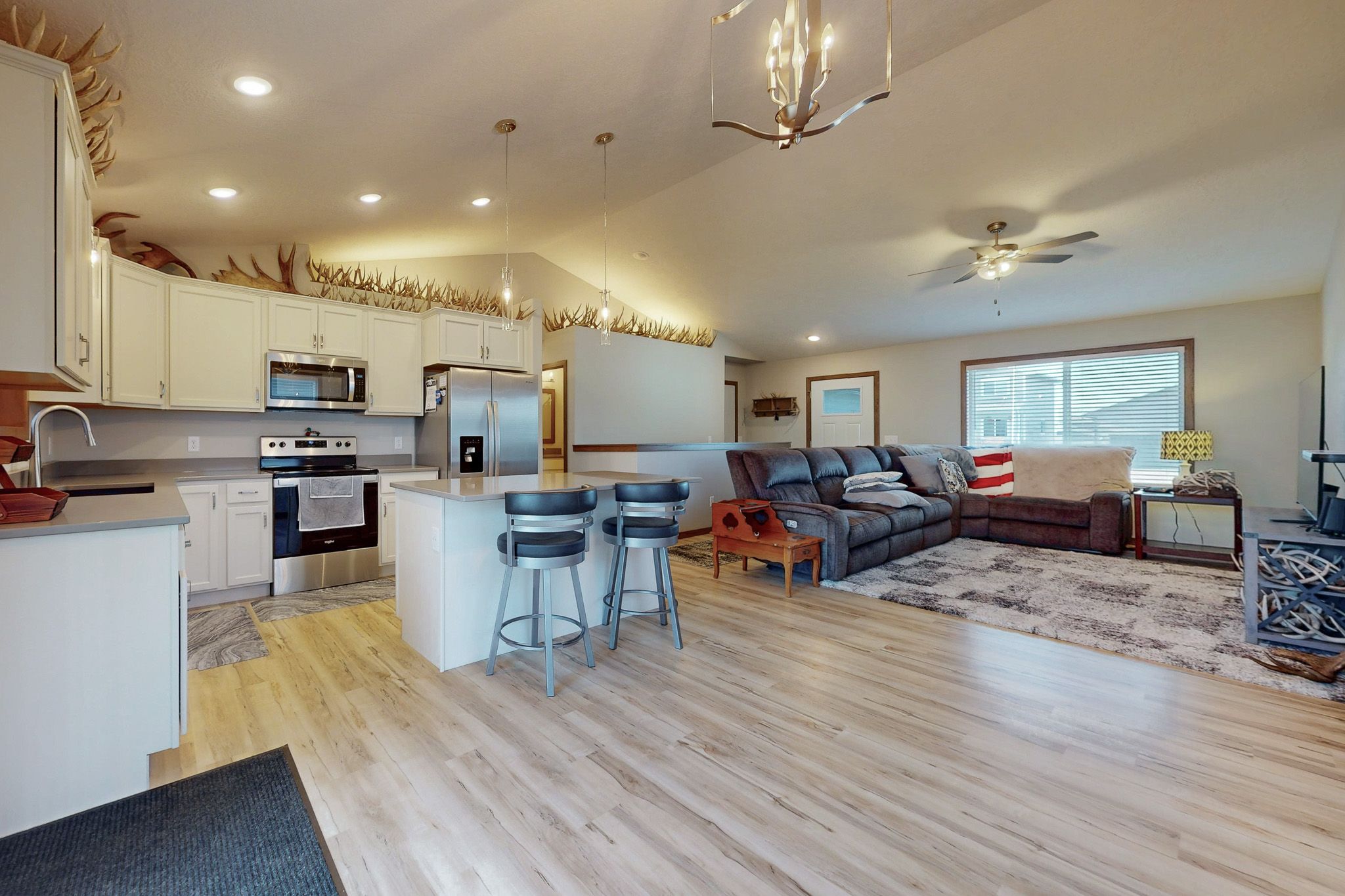 1904 E 70th St N, Sioux Falls, SD, Image 1