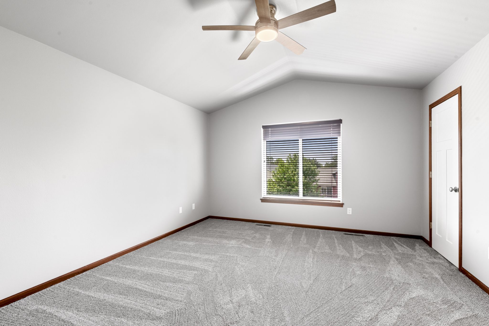 1573 Vesti Ln, Iowa City, IA, Image 25