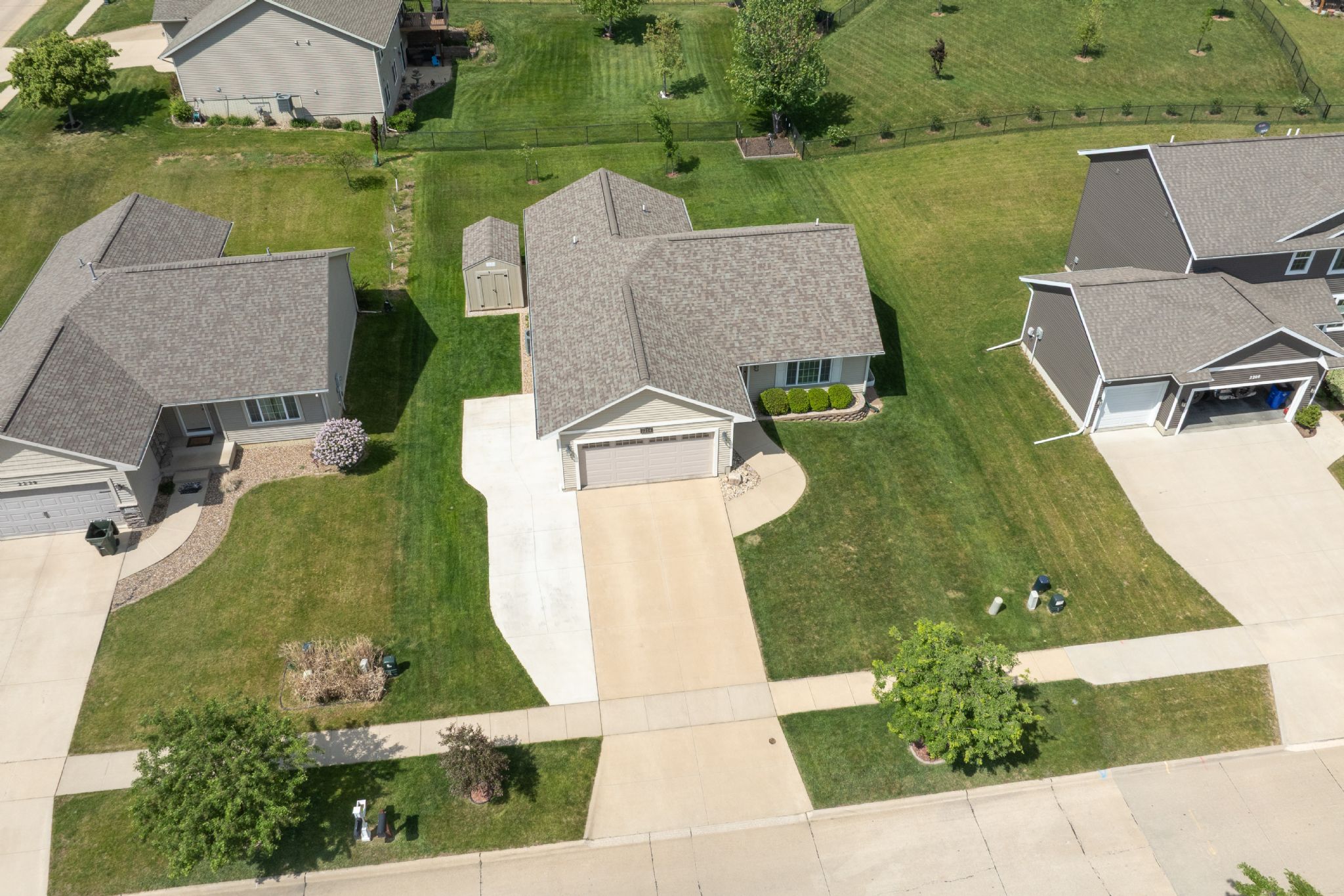 2214 Shady Grove Rd SW, Cedar Rapids, IA, Image 1
