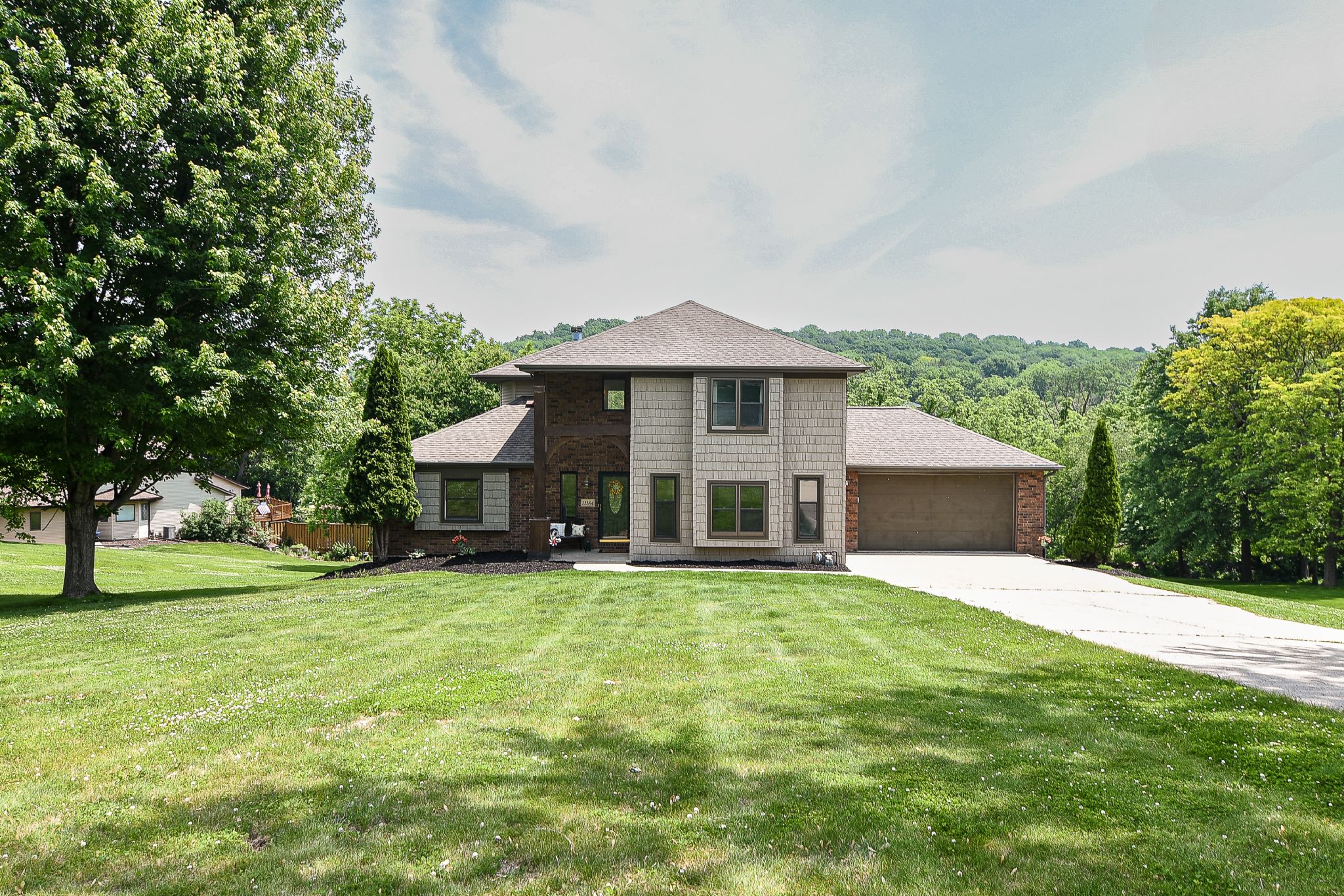 11184 Woodview Drive, Dubuque, IA, Image 31