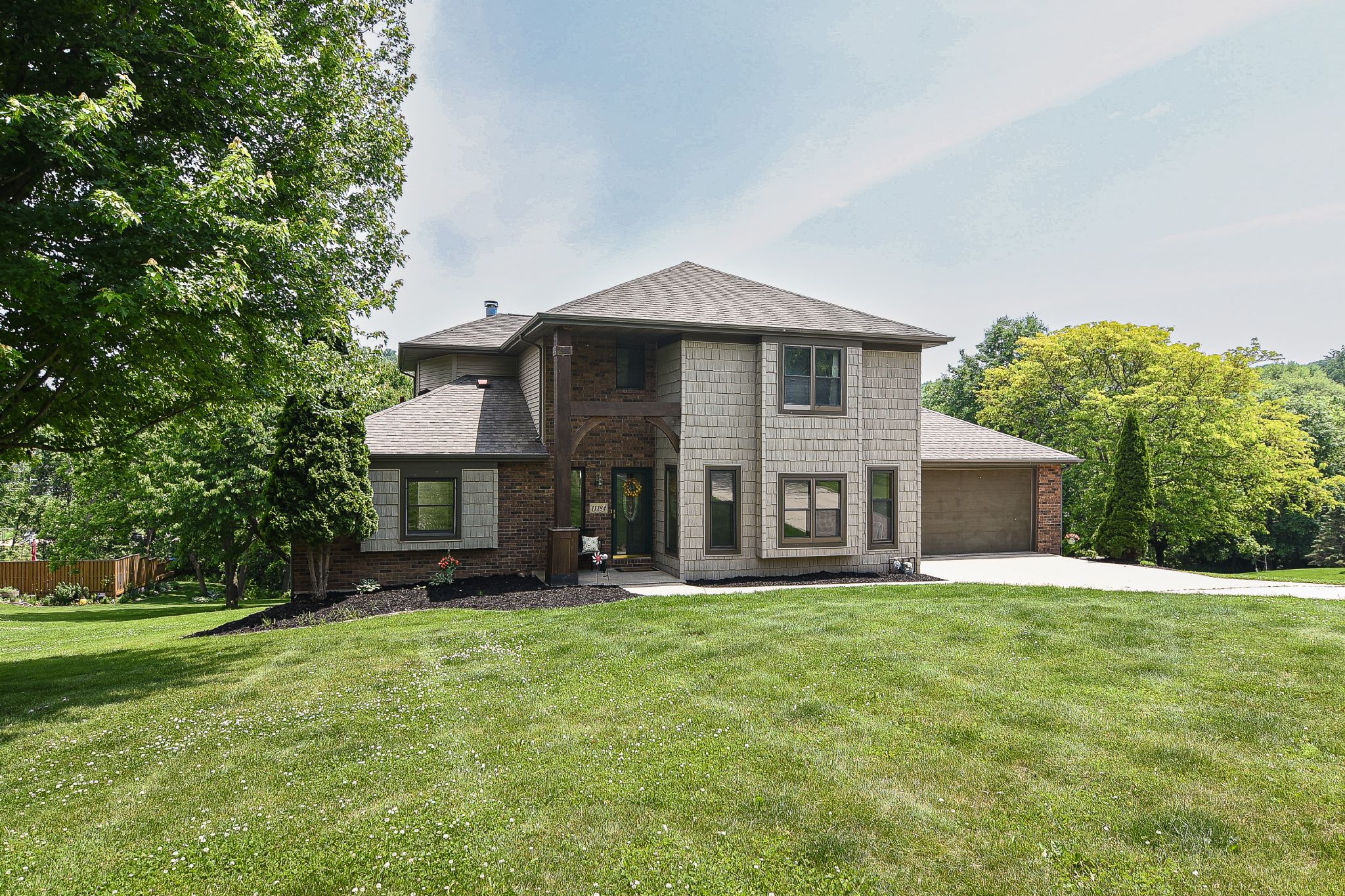 11184 Woodview Drive, Dubuque, IA, Image 32