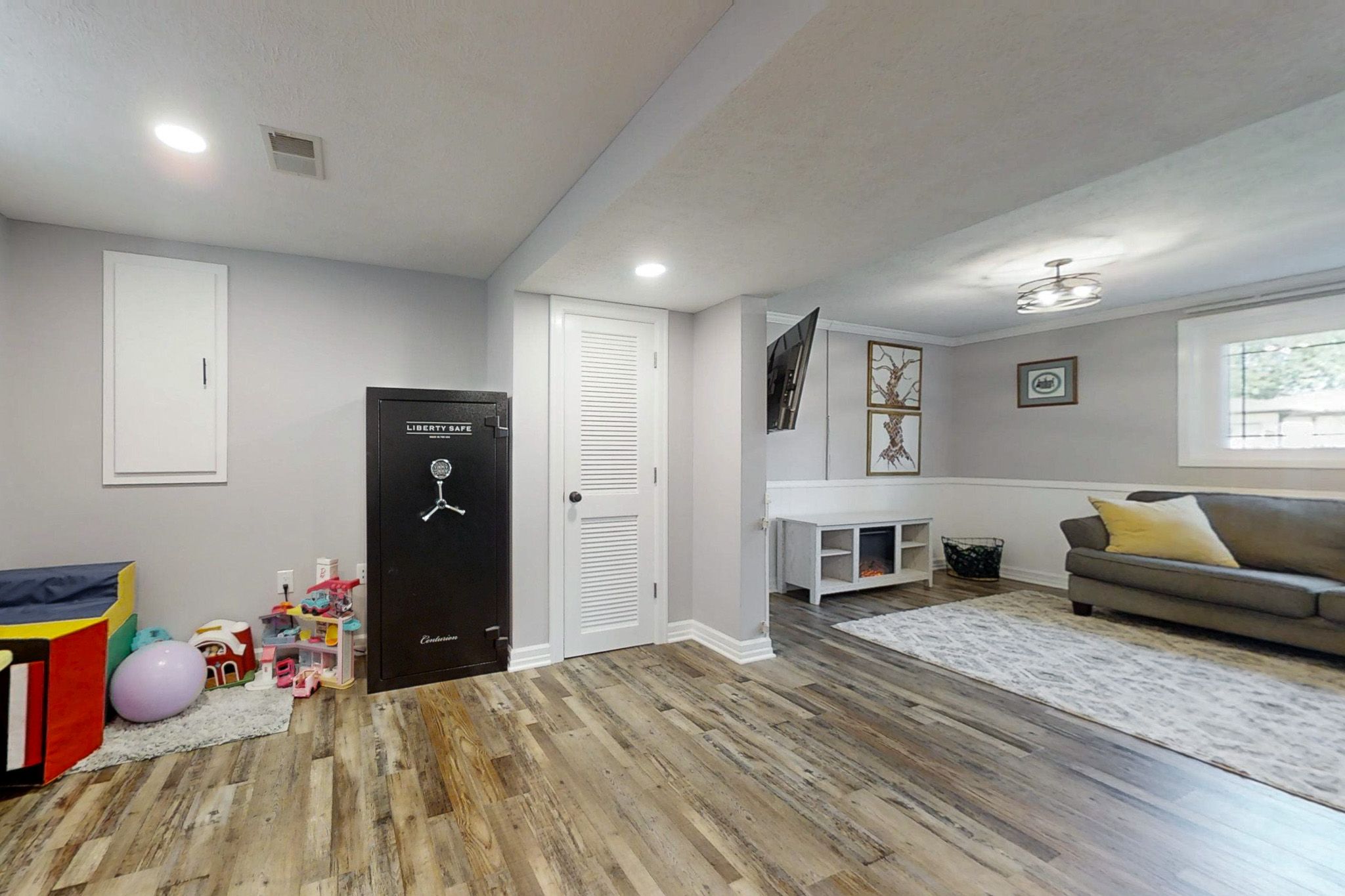 7441 Washington St, Omaha, NE, Image 20