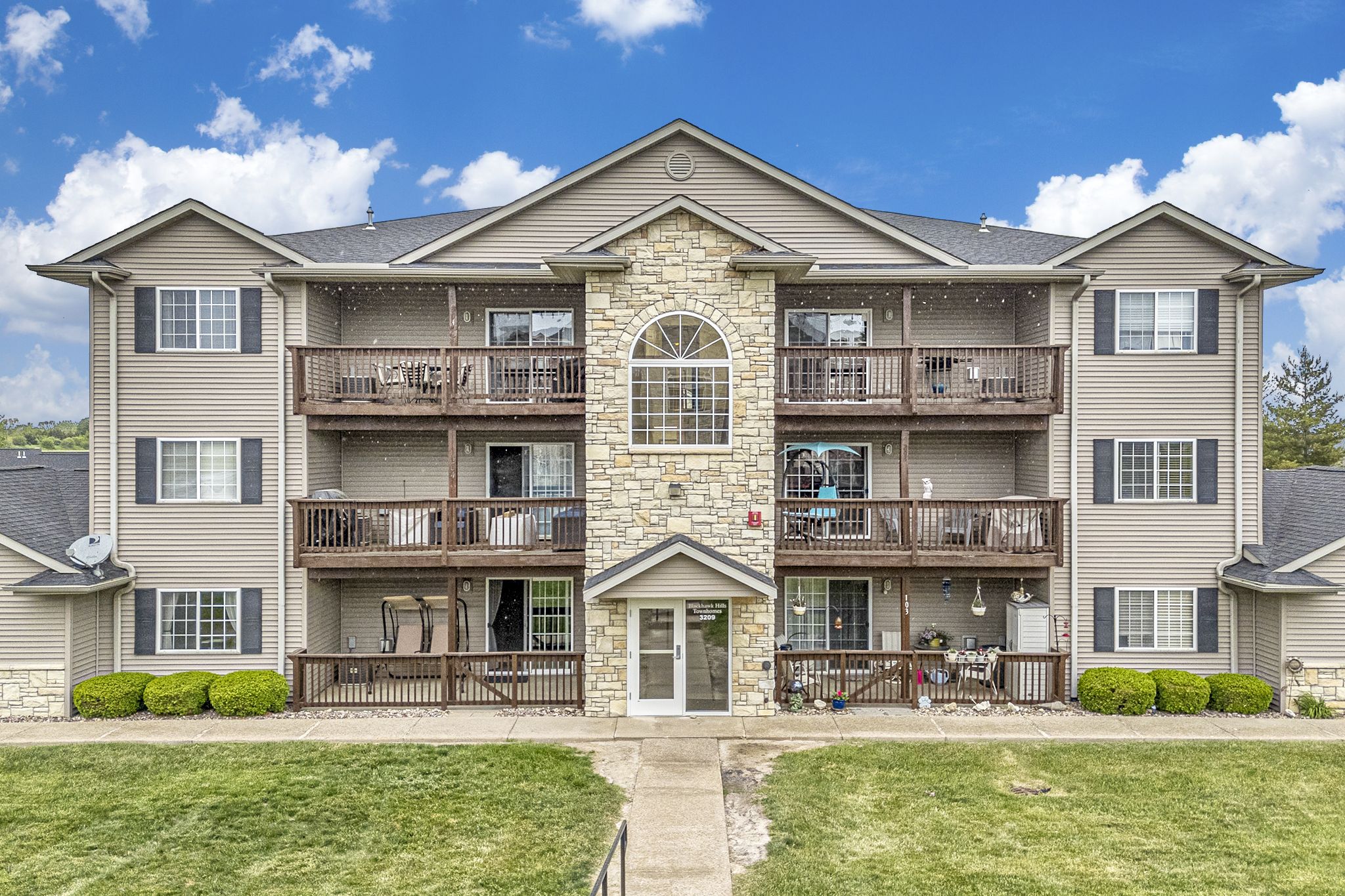 3209 South 16th Avenue, Eldridge, IA, Image 23