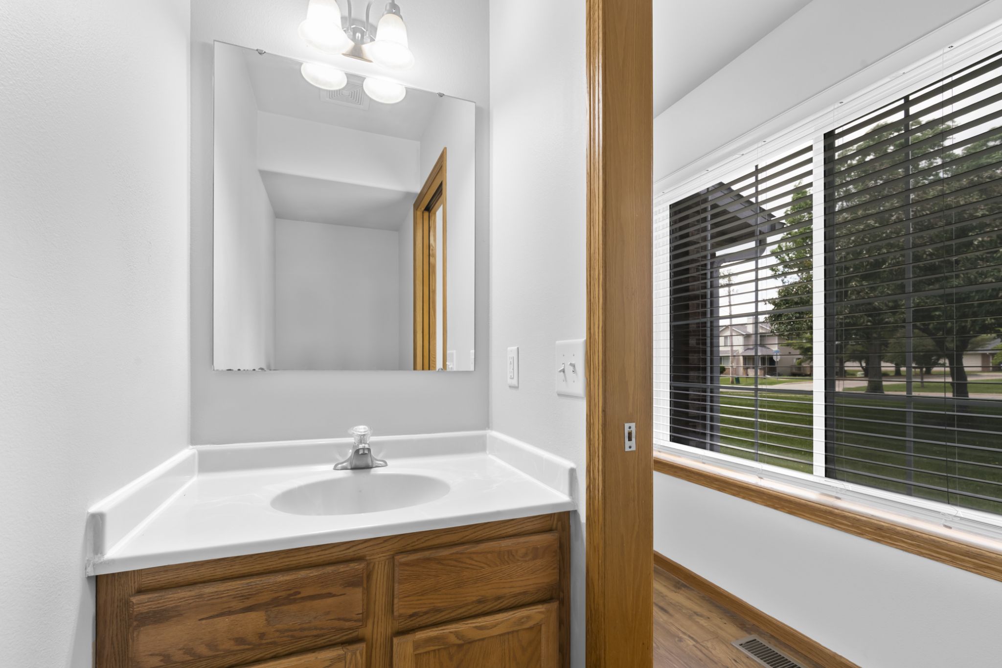 4381 E Court St, Iowa City, IA, Image 16