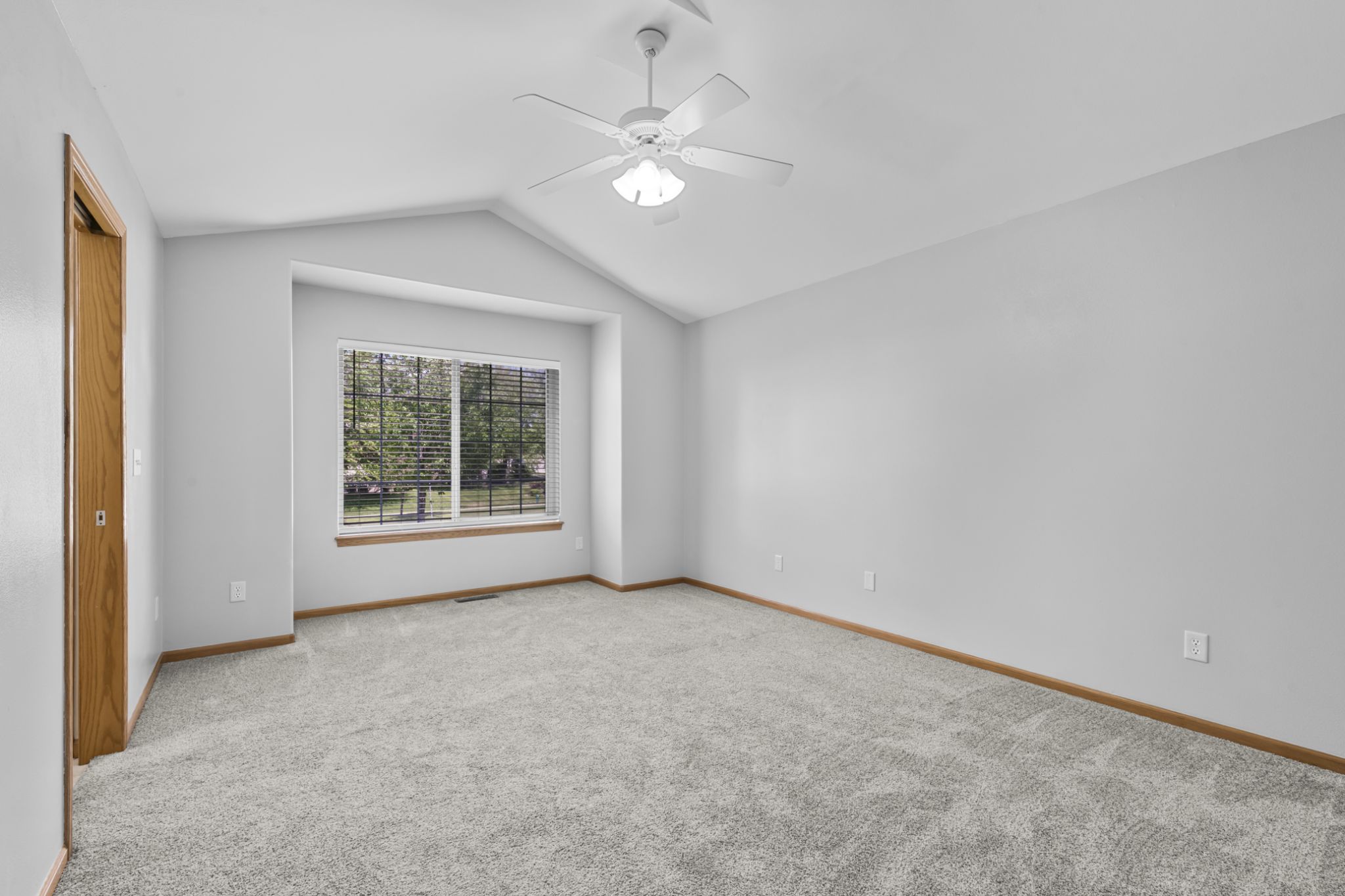 4381 E Court St, Iowa City, IA, Image 17