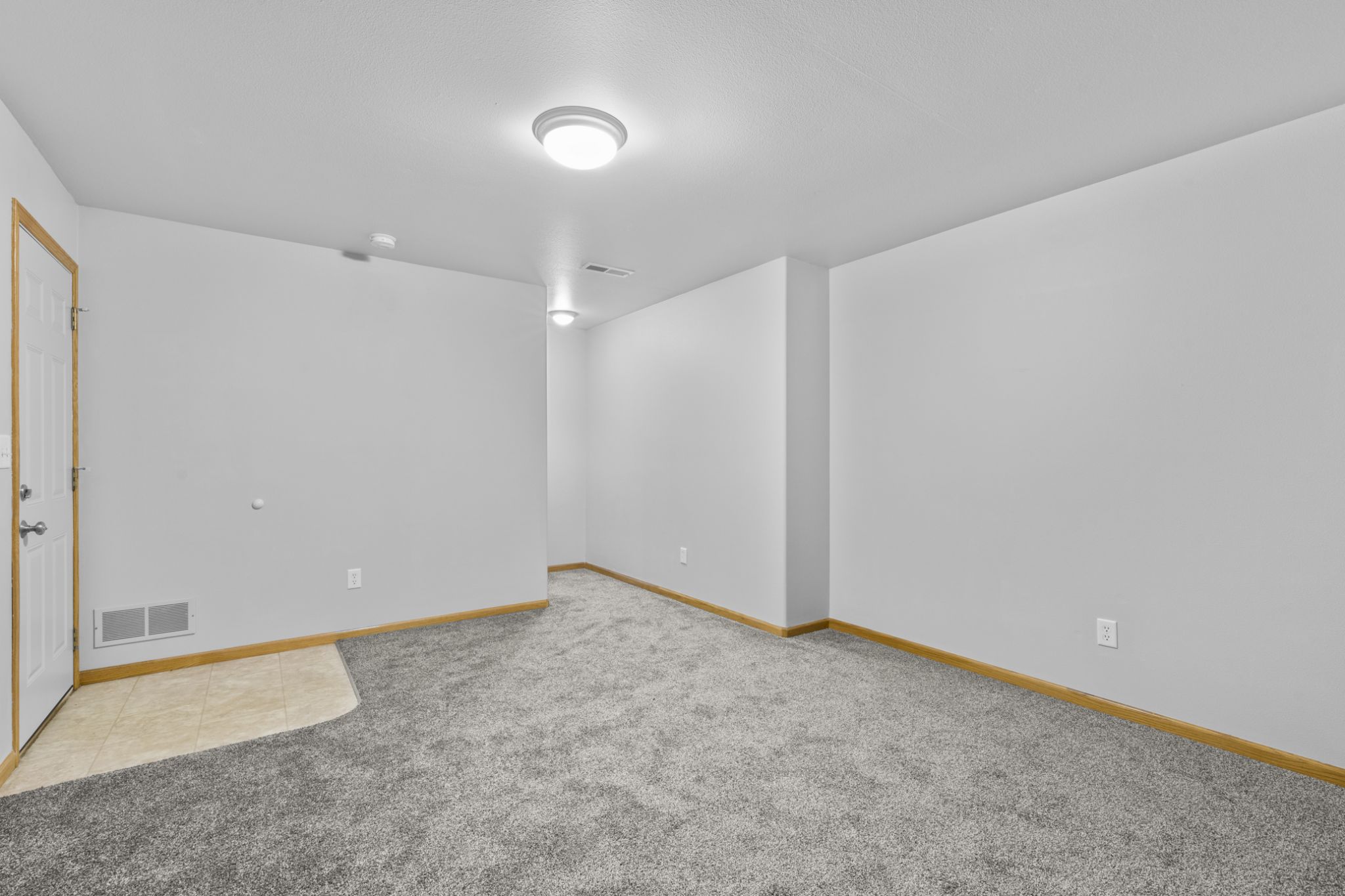 4381 E Court St, Iowa City, IA, Image 30