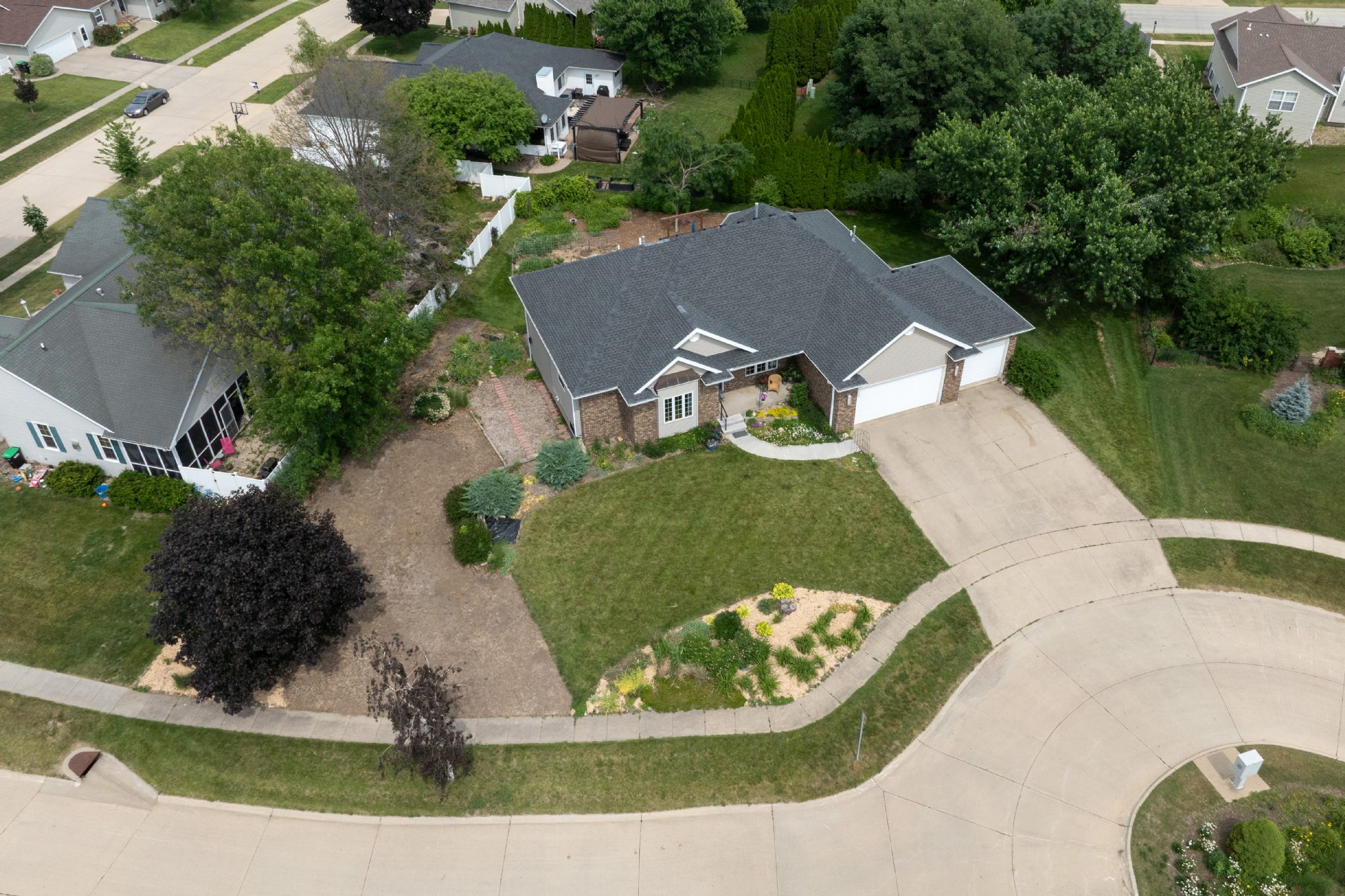 2345 Coventry Ct, Marion, IA, Image 1
