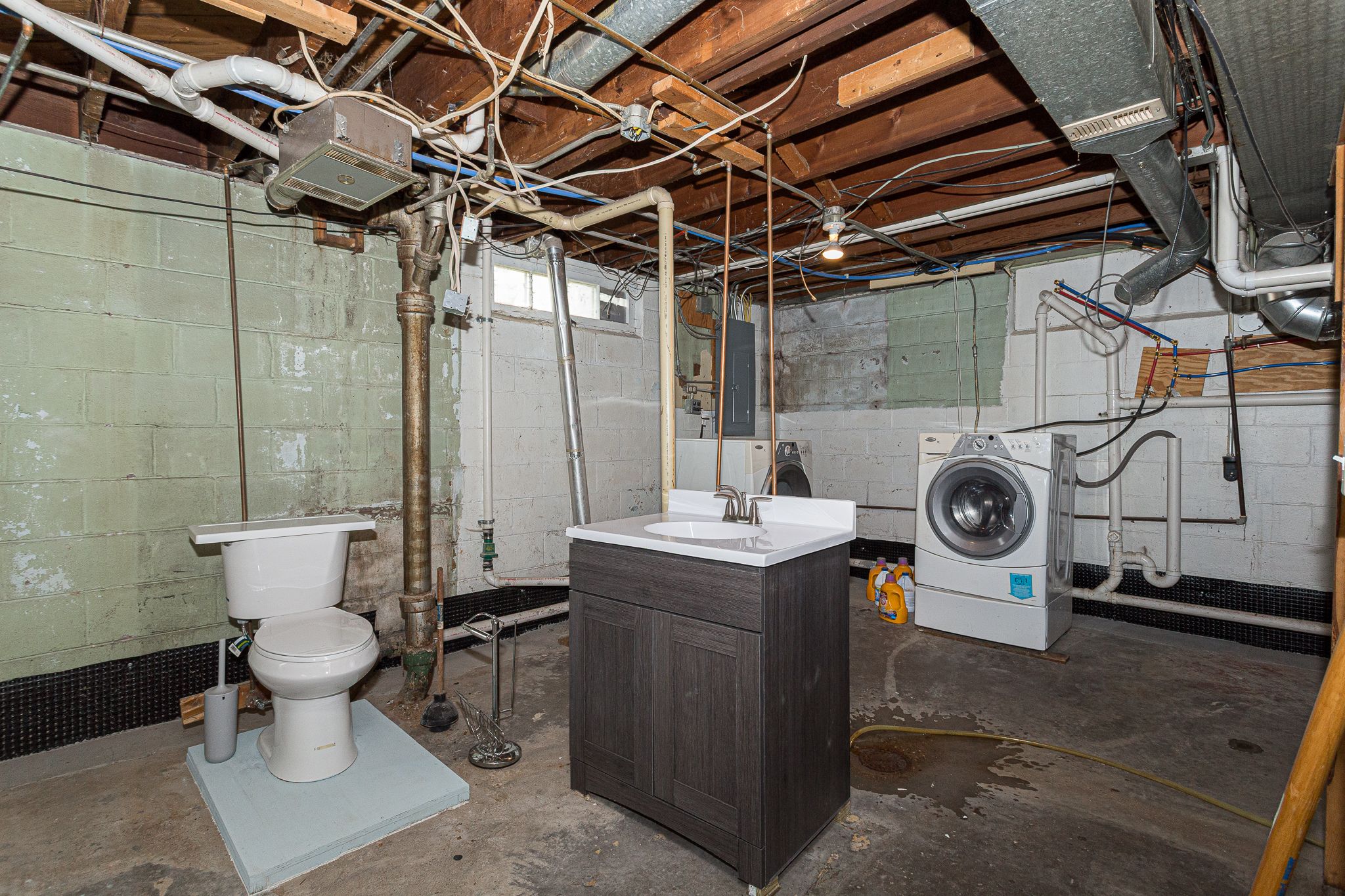 918 Jones St, Bettendorf, IA, Image 22