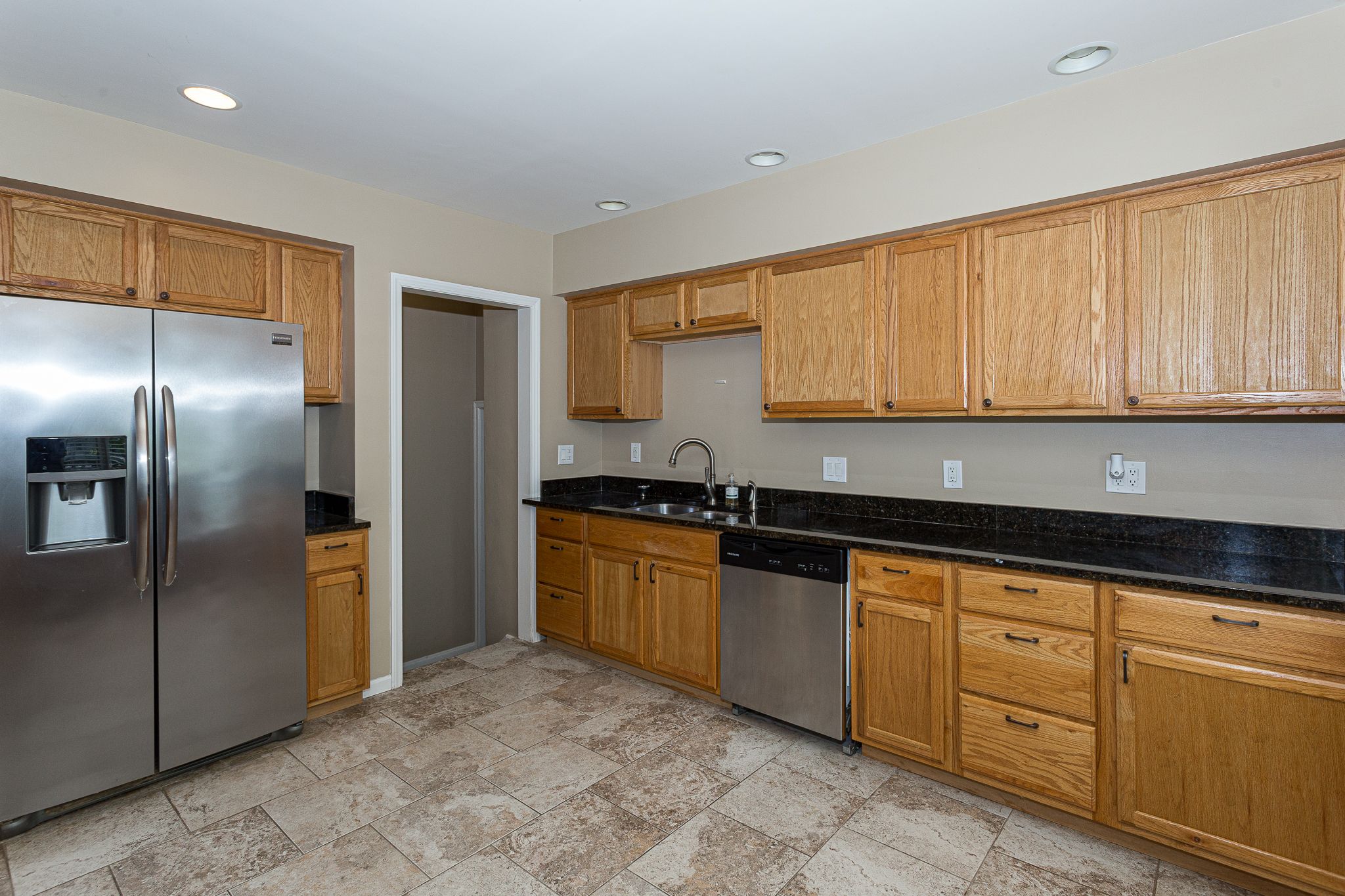 918 Jones St, Bettendorf, IA, Image 8