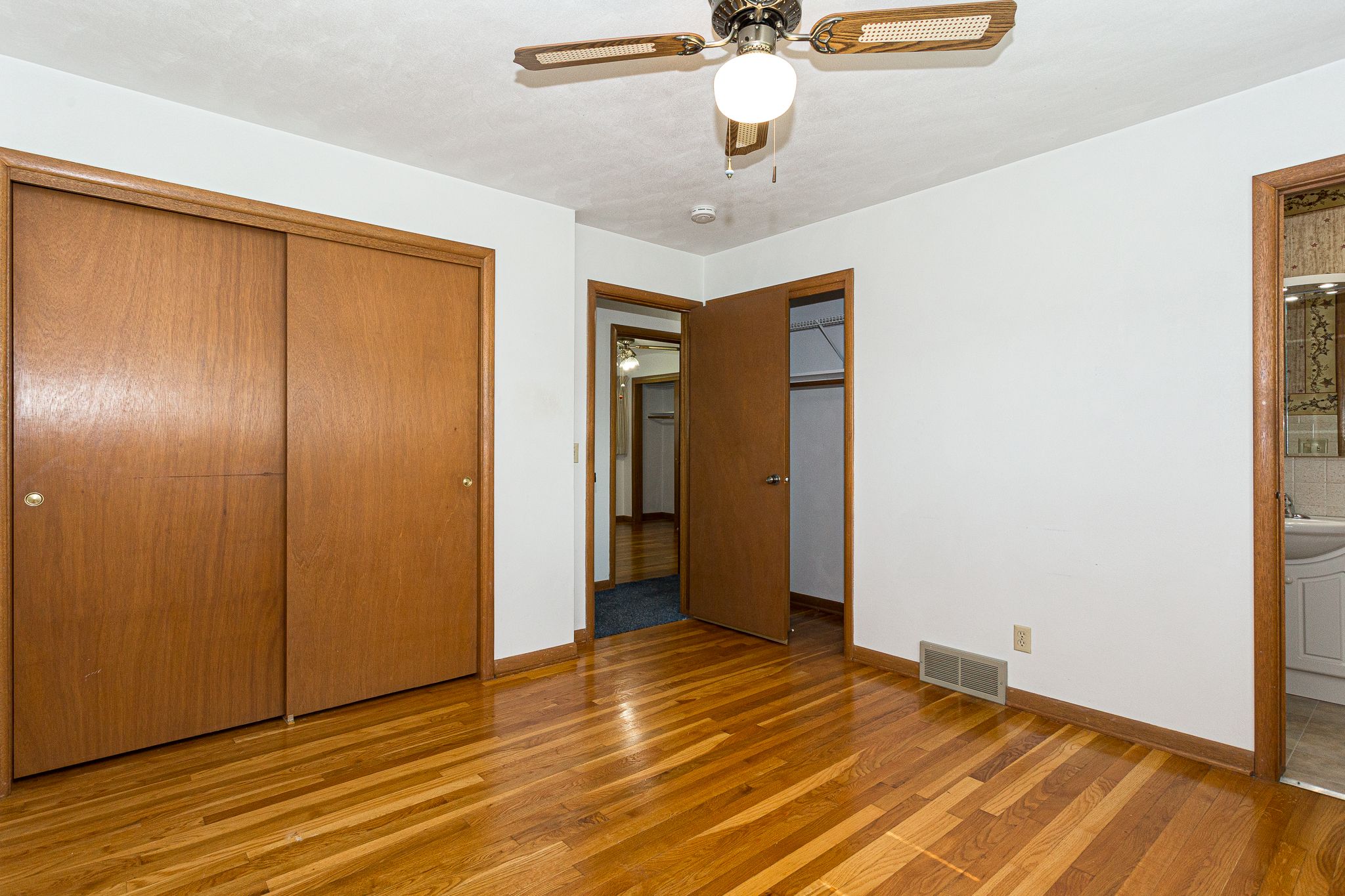 11719 1st St E, Milan, IL, Image 13