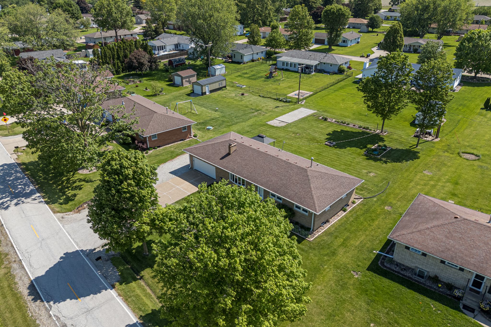 11719 1st St E, Milan, IL, Image 2