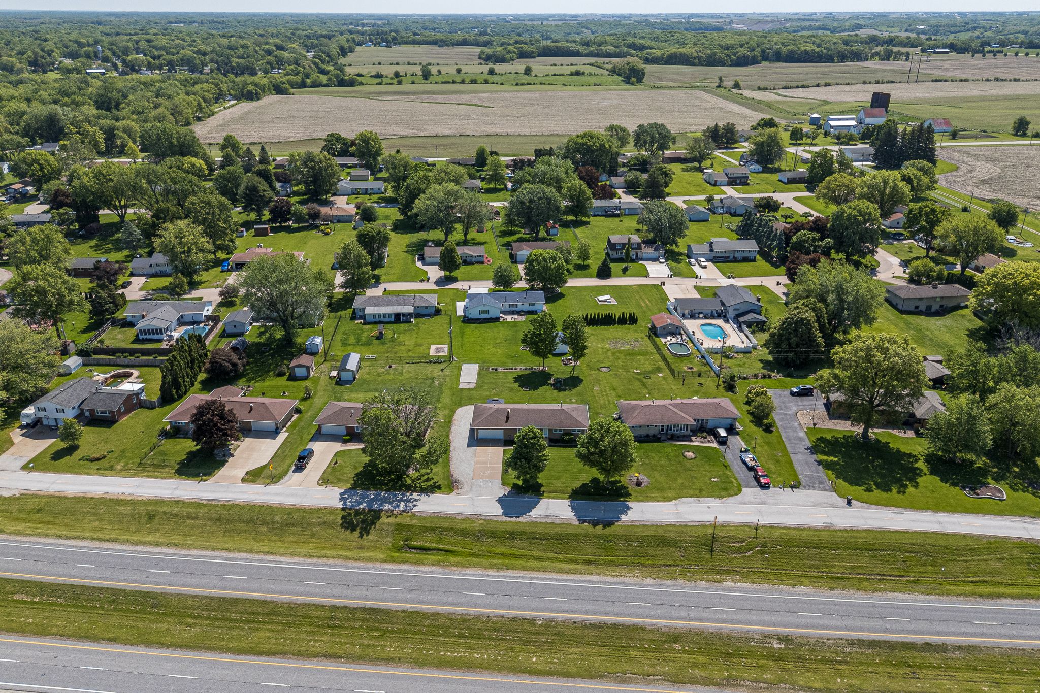 11719 1st St E, Milan, IL, Image 40