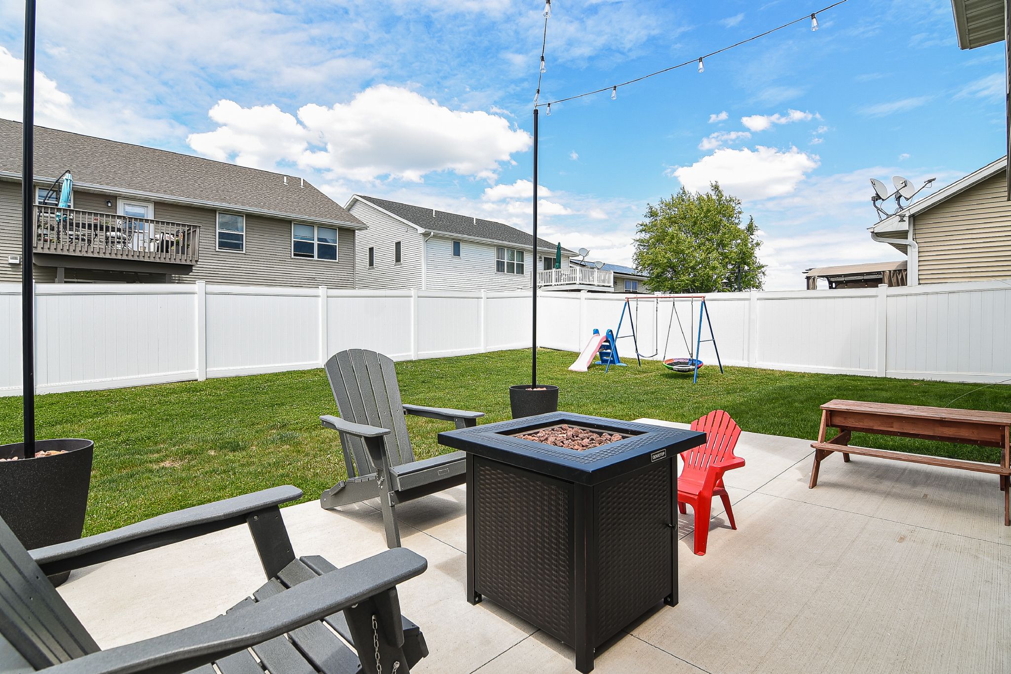 7827 Trails Edge Drive, Dubuque, IA, Image 22