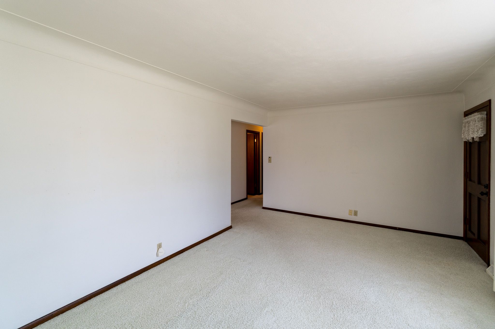 2625 Willow St SW, Cedar Rapids, IA, Image 3