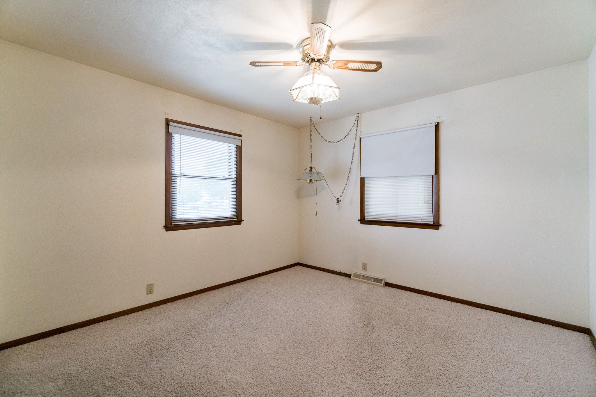 2625 Willow St SW, Cedar Rapids, IA, Image 8