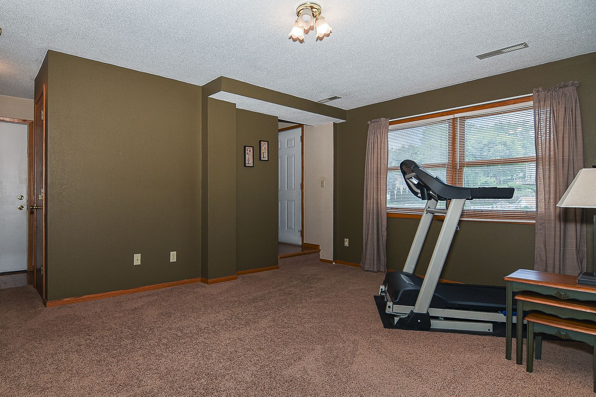 2445 Palomino Circle, Dubuque, IA, Image 14